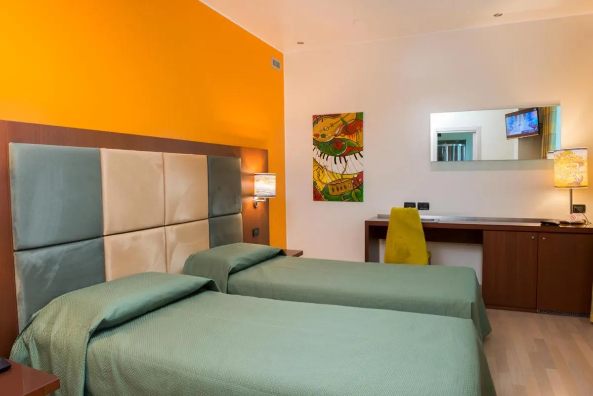 Bed in Hotel Kristal 3 Stelle Superior