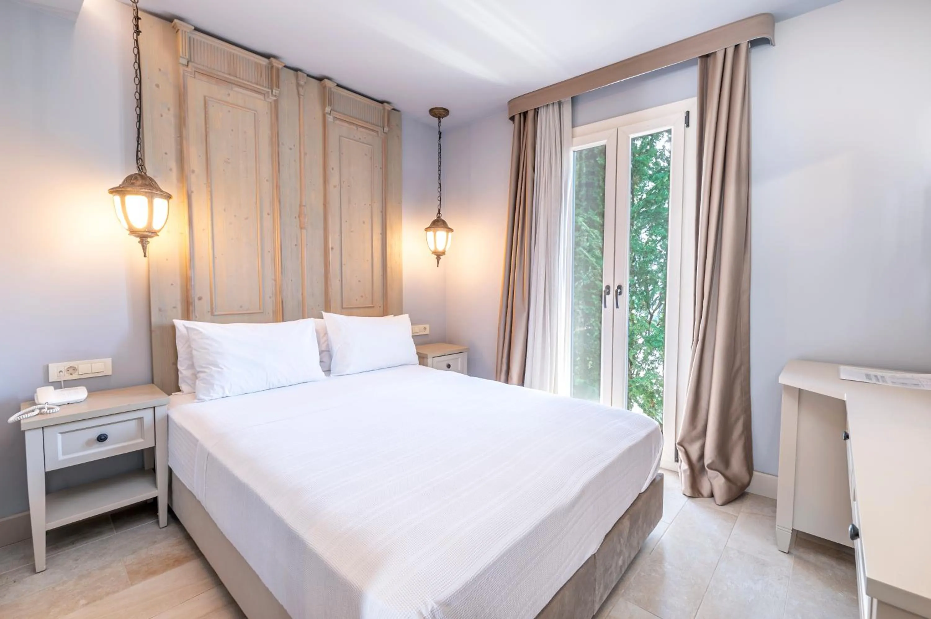 Bed in Elista Hotel & Spa