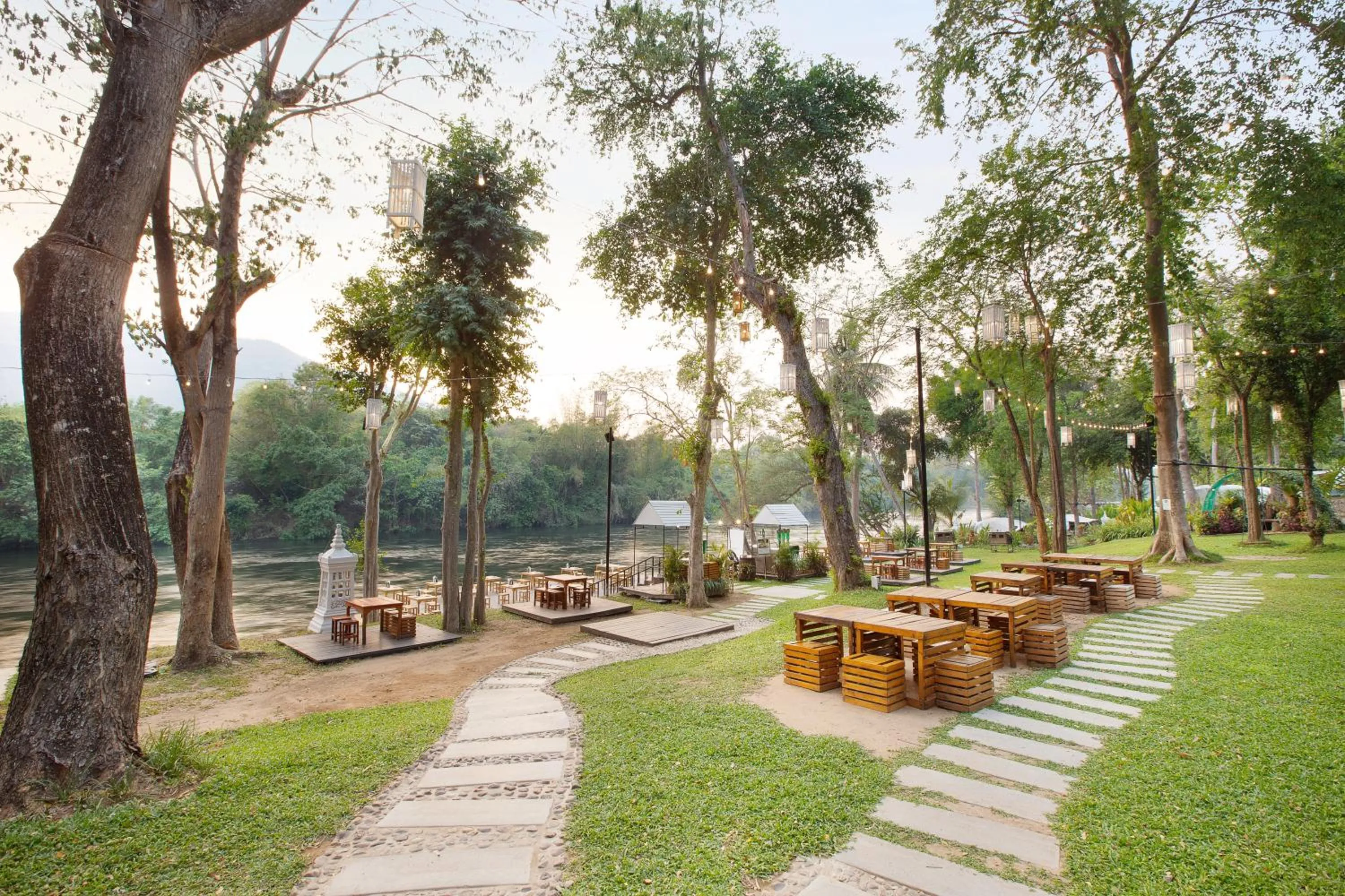 Restaurant/places to eat in Mida Resort Kanchanaburi - SHA PLUS