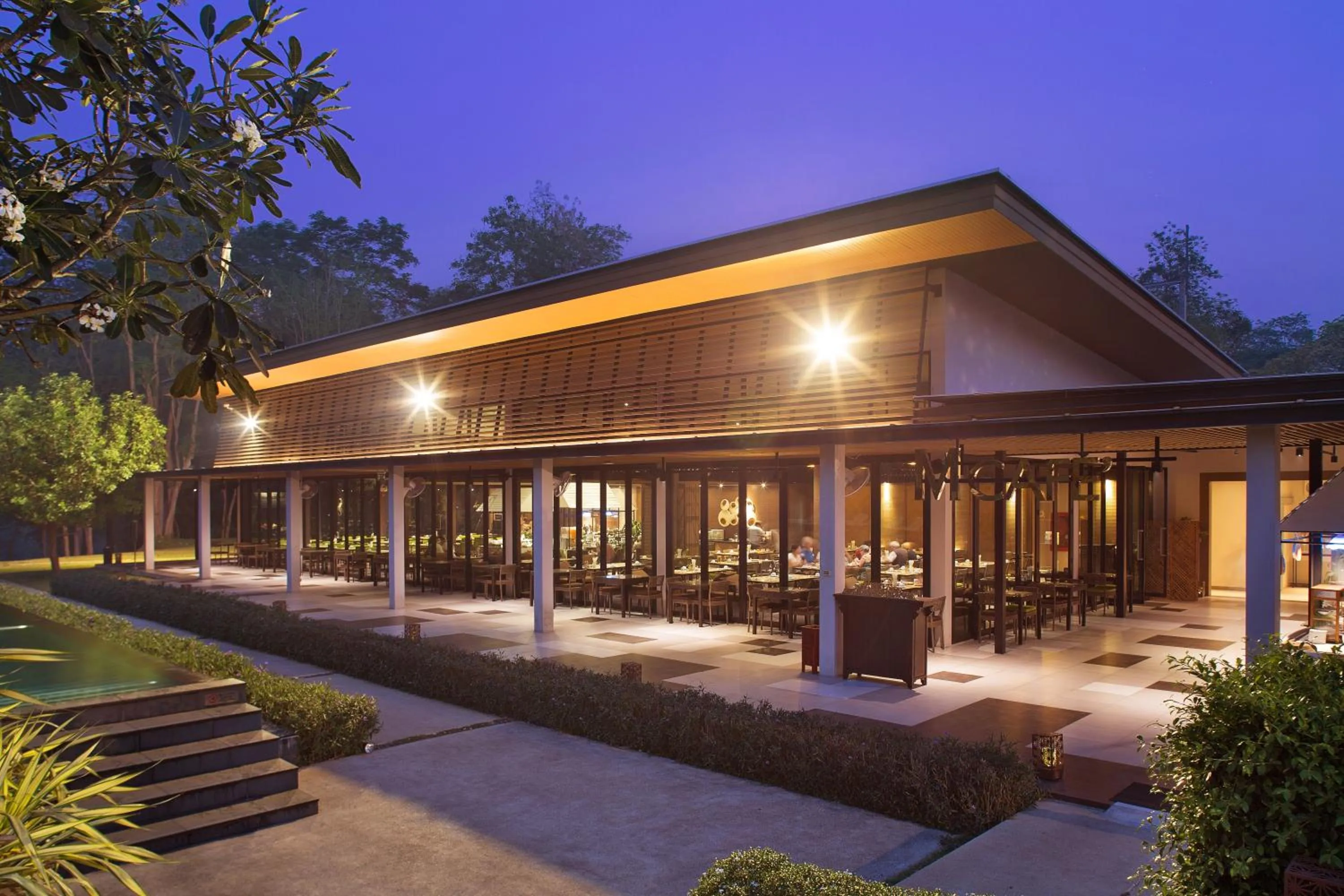 Restaurant/places to eat in Mida Resort Kanchanaburi - SHA PLUS