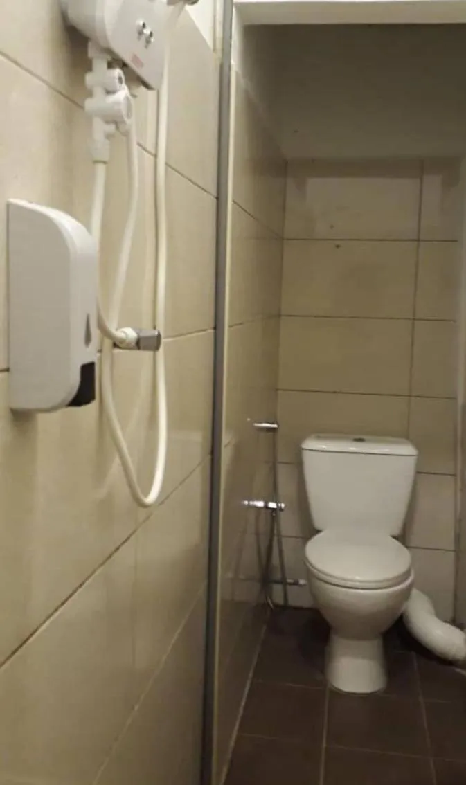 Toilet in Max Ferringhi Hotel