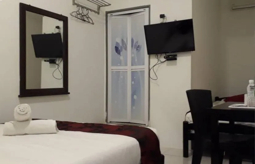 Photo of the whole room, Bed in Max Ferringhi Hotel