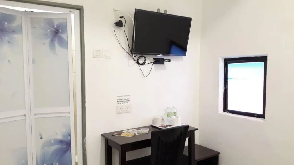 TV and multimedia in Max Ferringhi Hotel