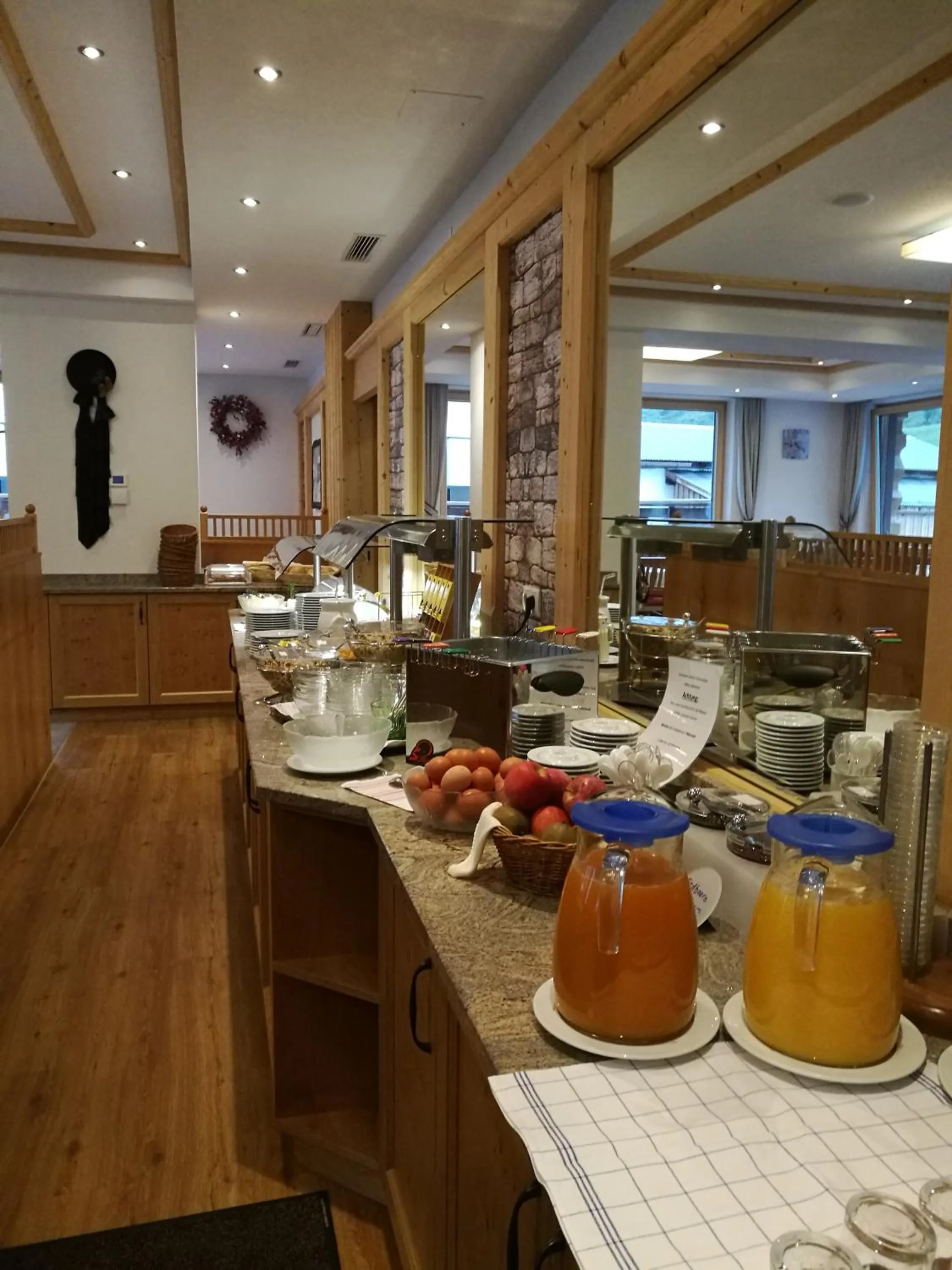 Buffet breakfast in Hotel Landle