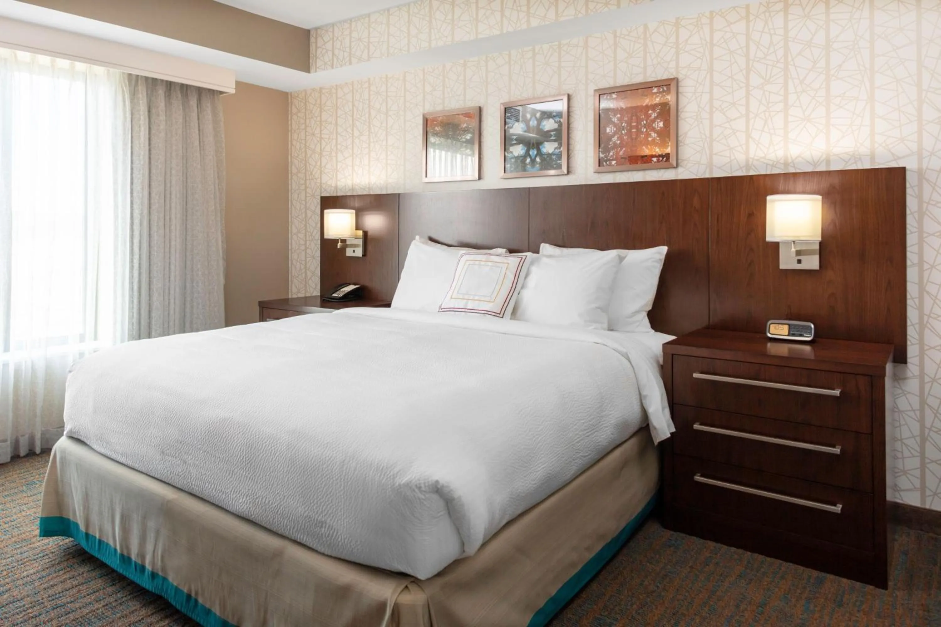 Bedroom, Bed in Residence Inn by Marriott Boston Burlington
