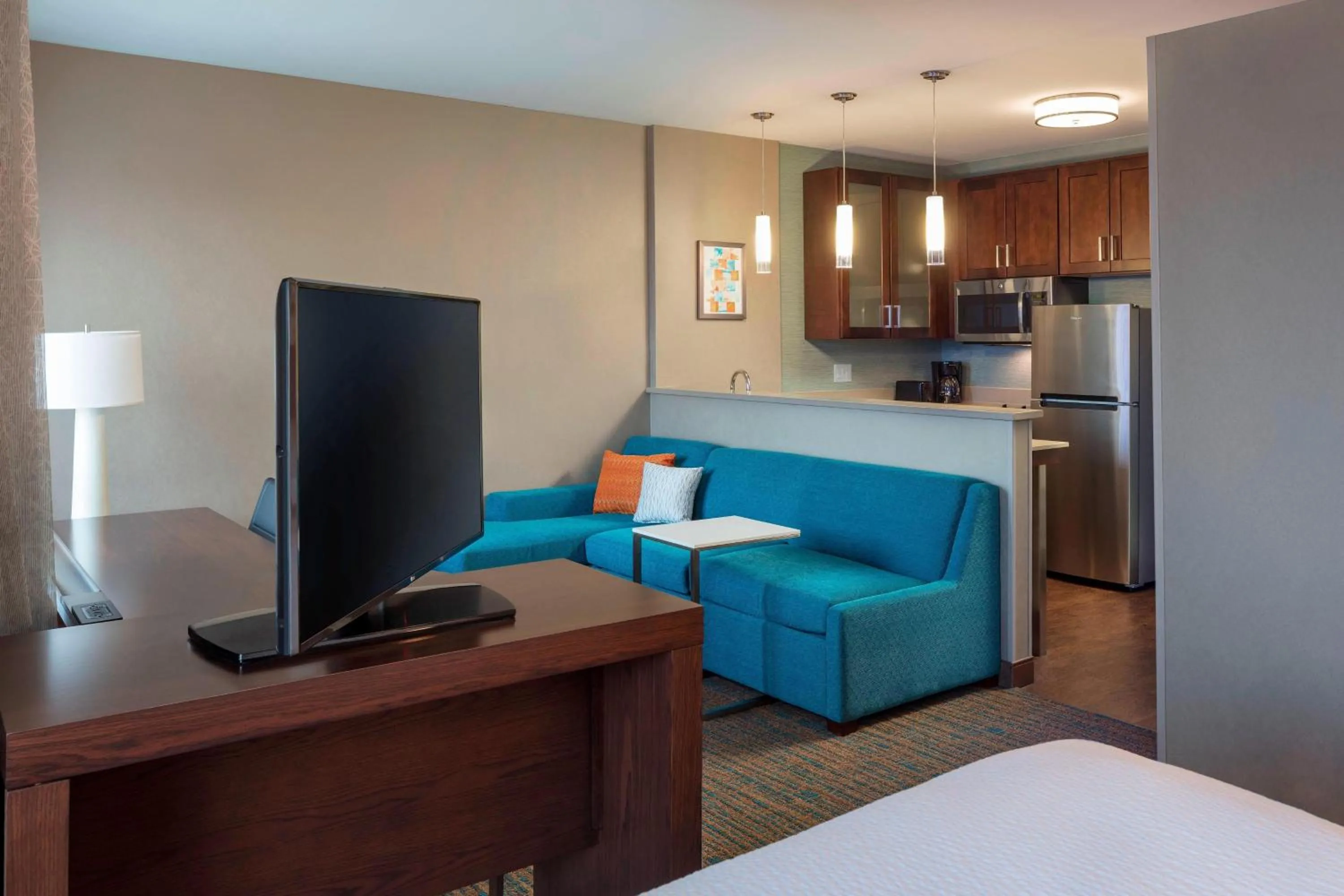 Living room, Bed in Residence Inn by Marriott Boston Burlington