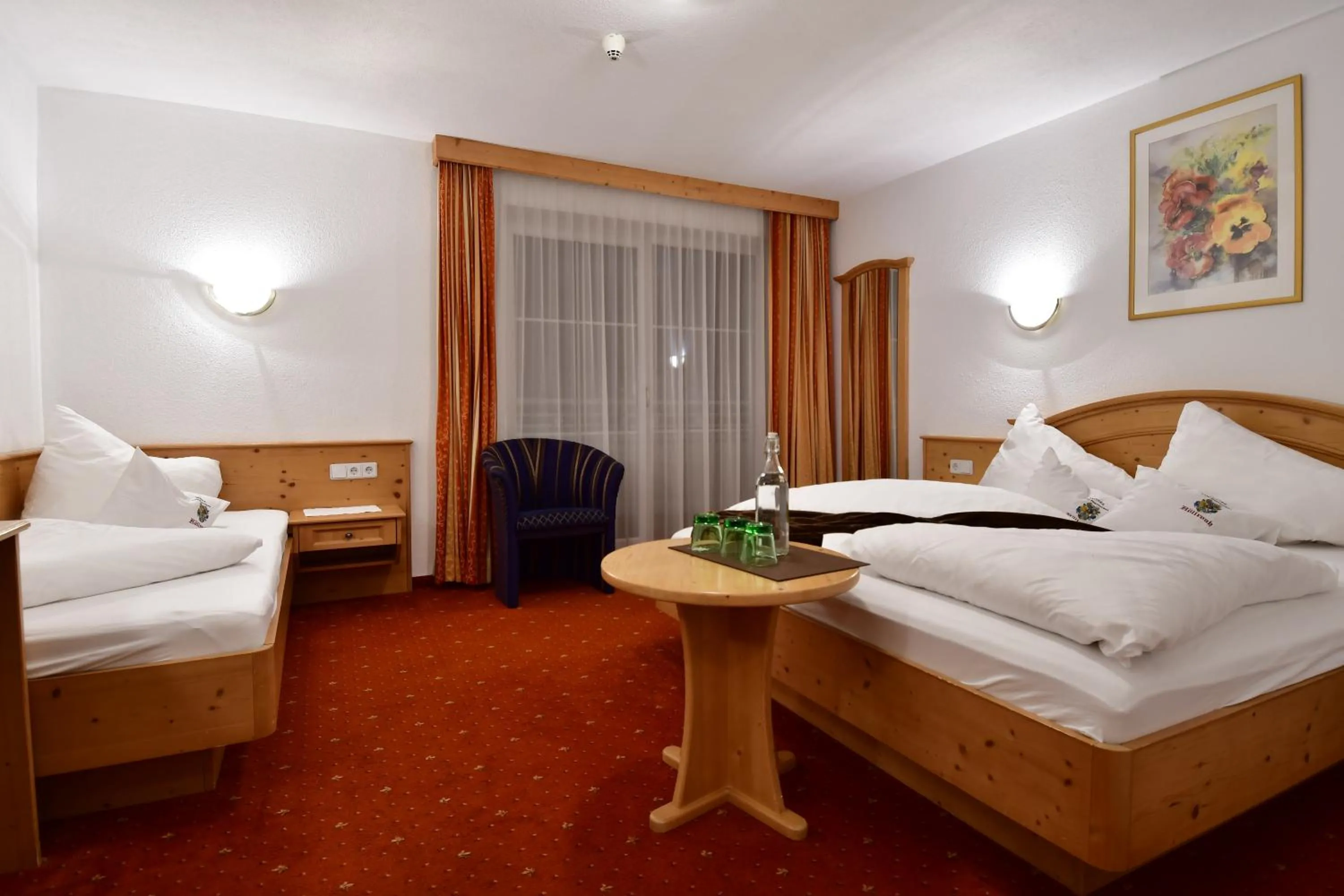 Bed in Hotel Höllroah