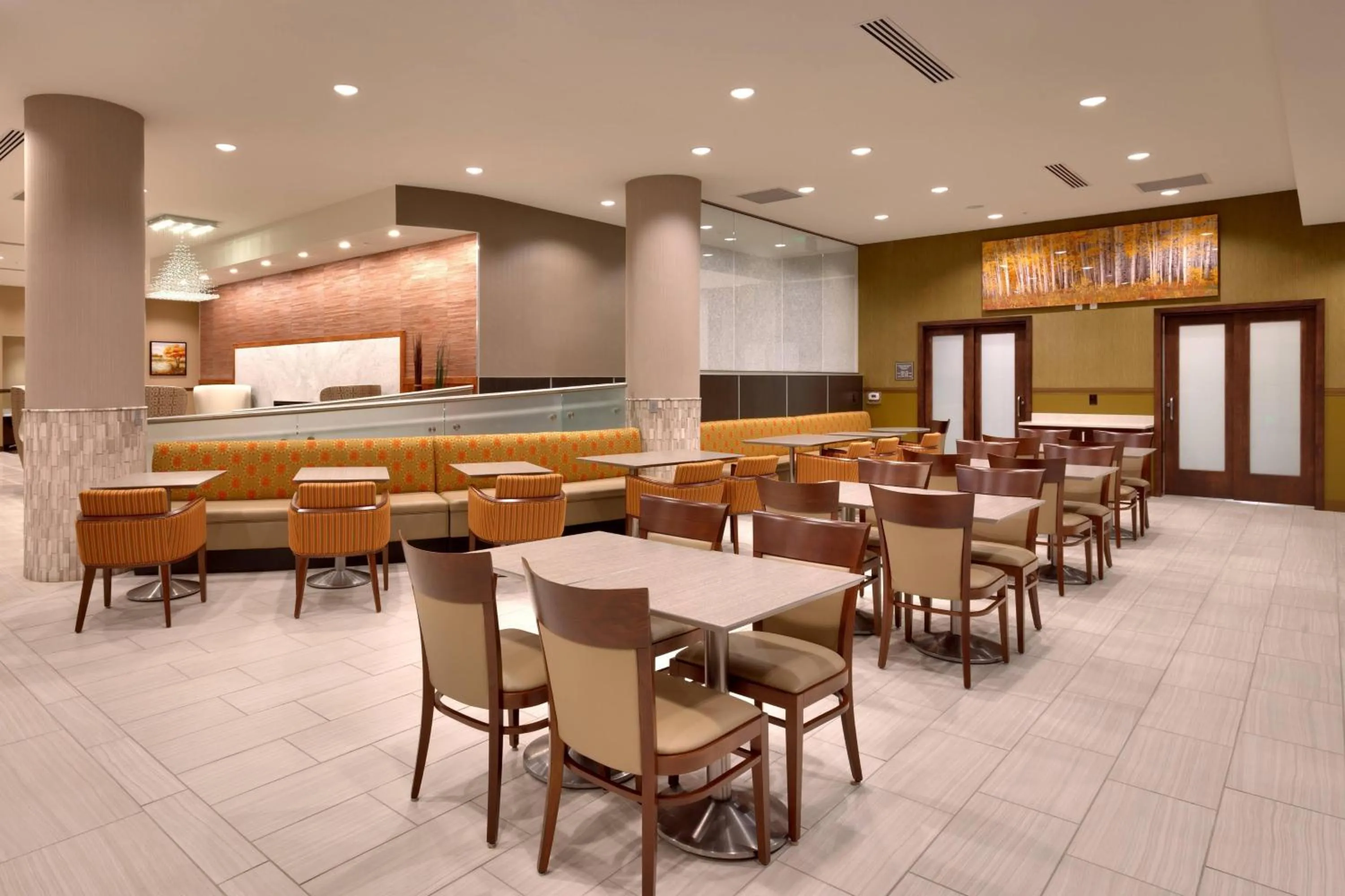 Restaurant/places to eat in Residence Inn by Marriott Flagstaff