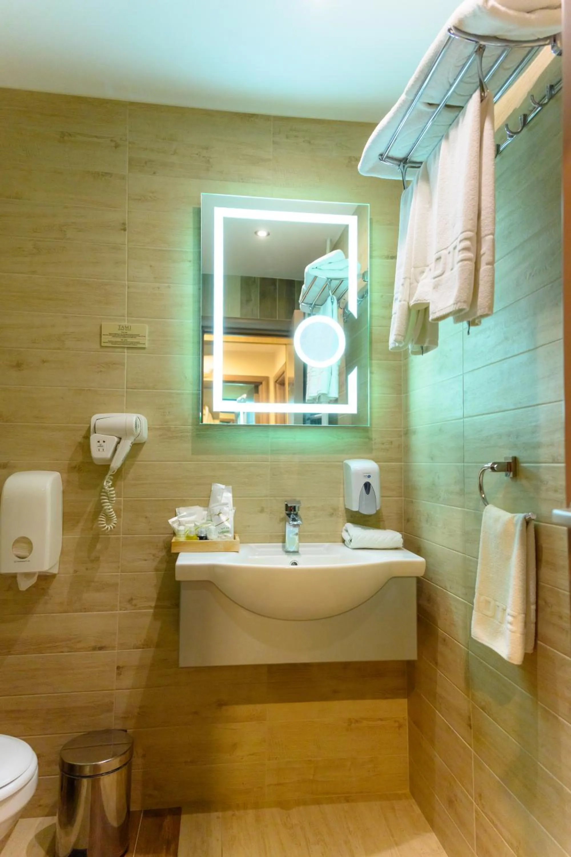 Hotel Tami Residence