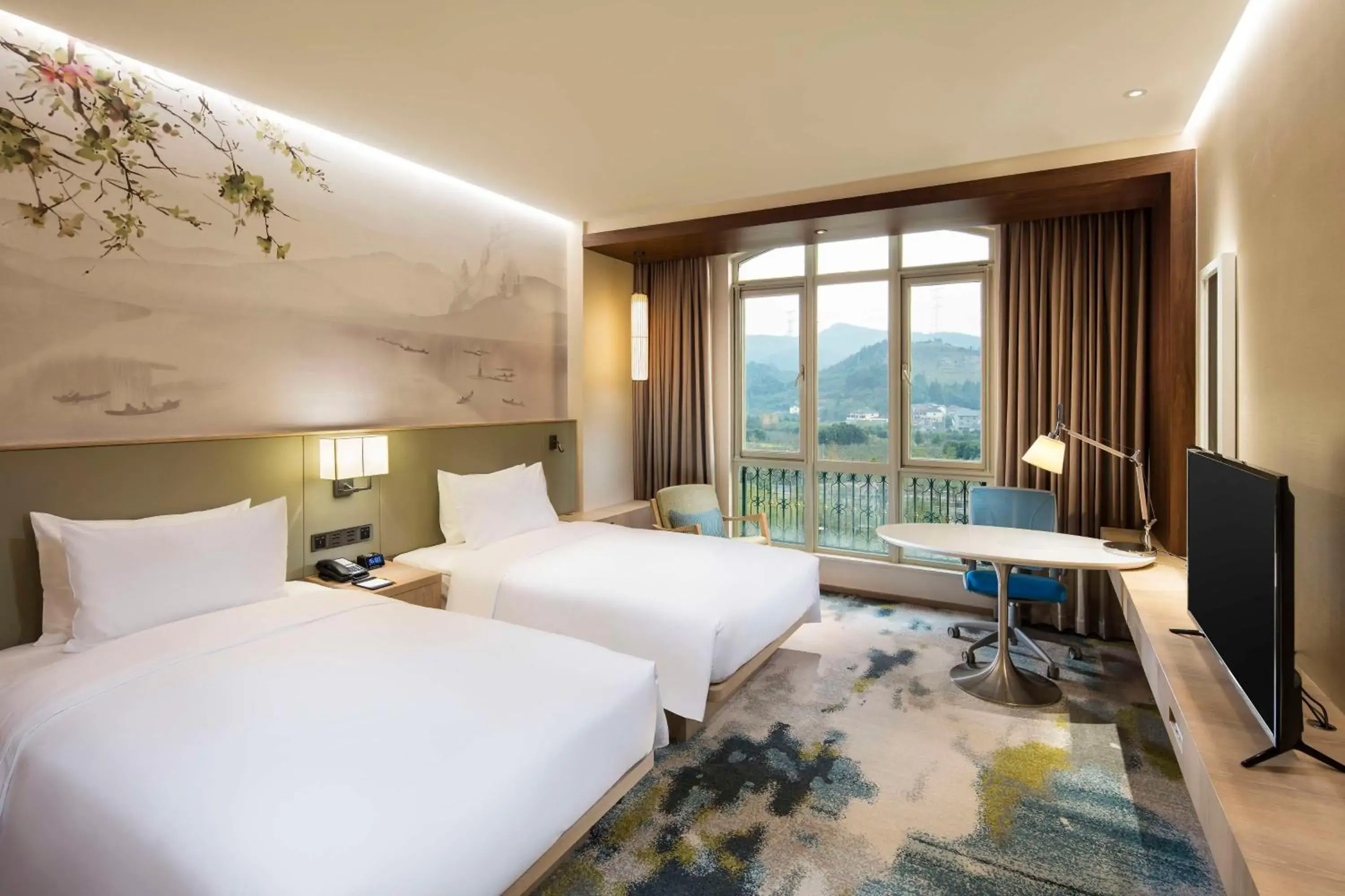 Twin Room with River View in Hilton Garden Inn Hangzhou Lu'Niao Twin Room with River View in Hilton Garden Inn Hangzhou Lu'Niao