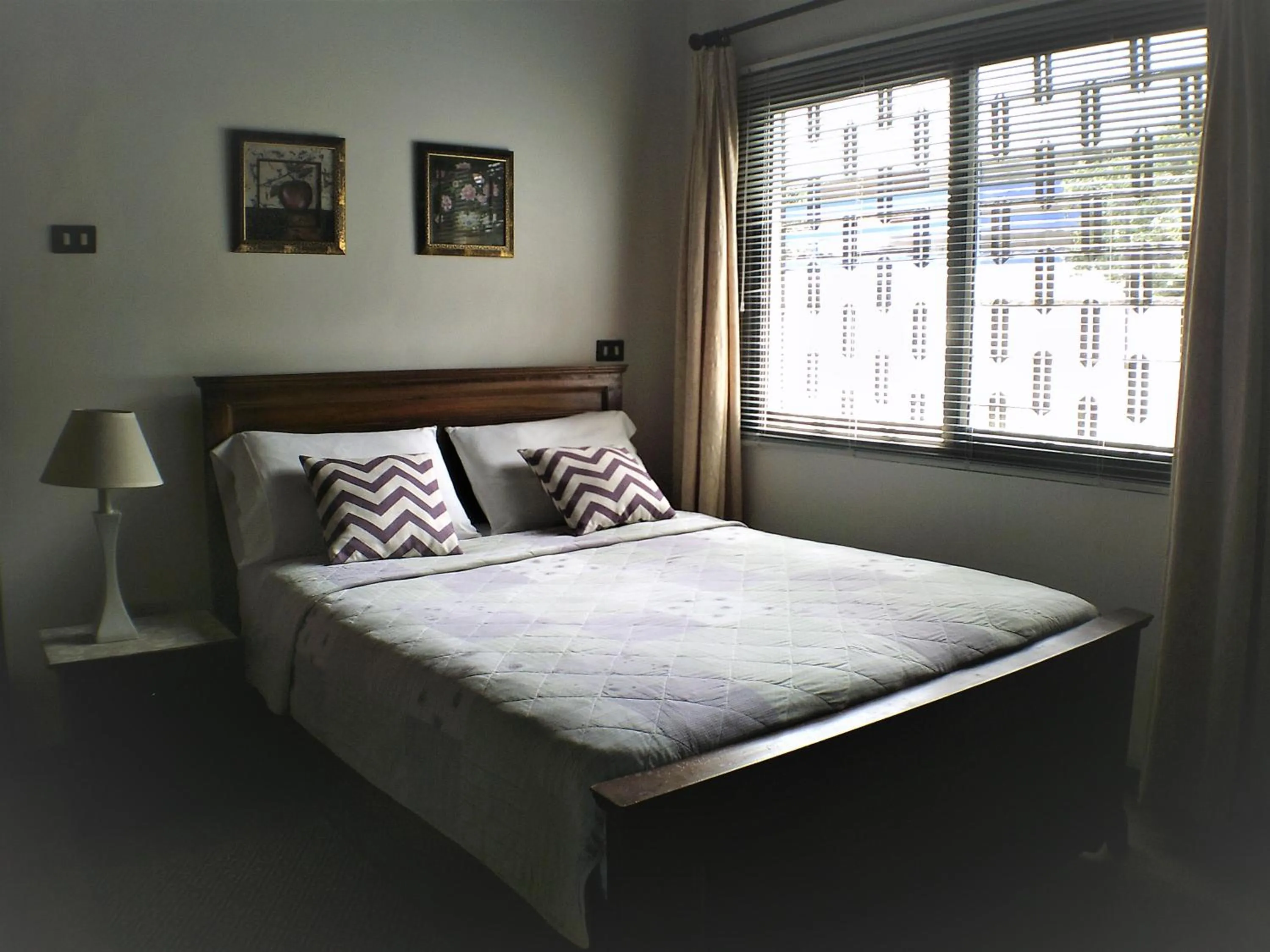 Bed in Lavender Lodge Hotel