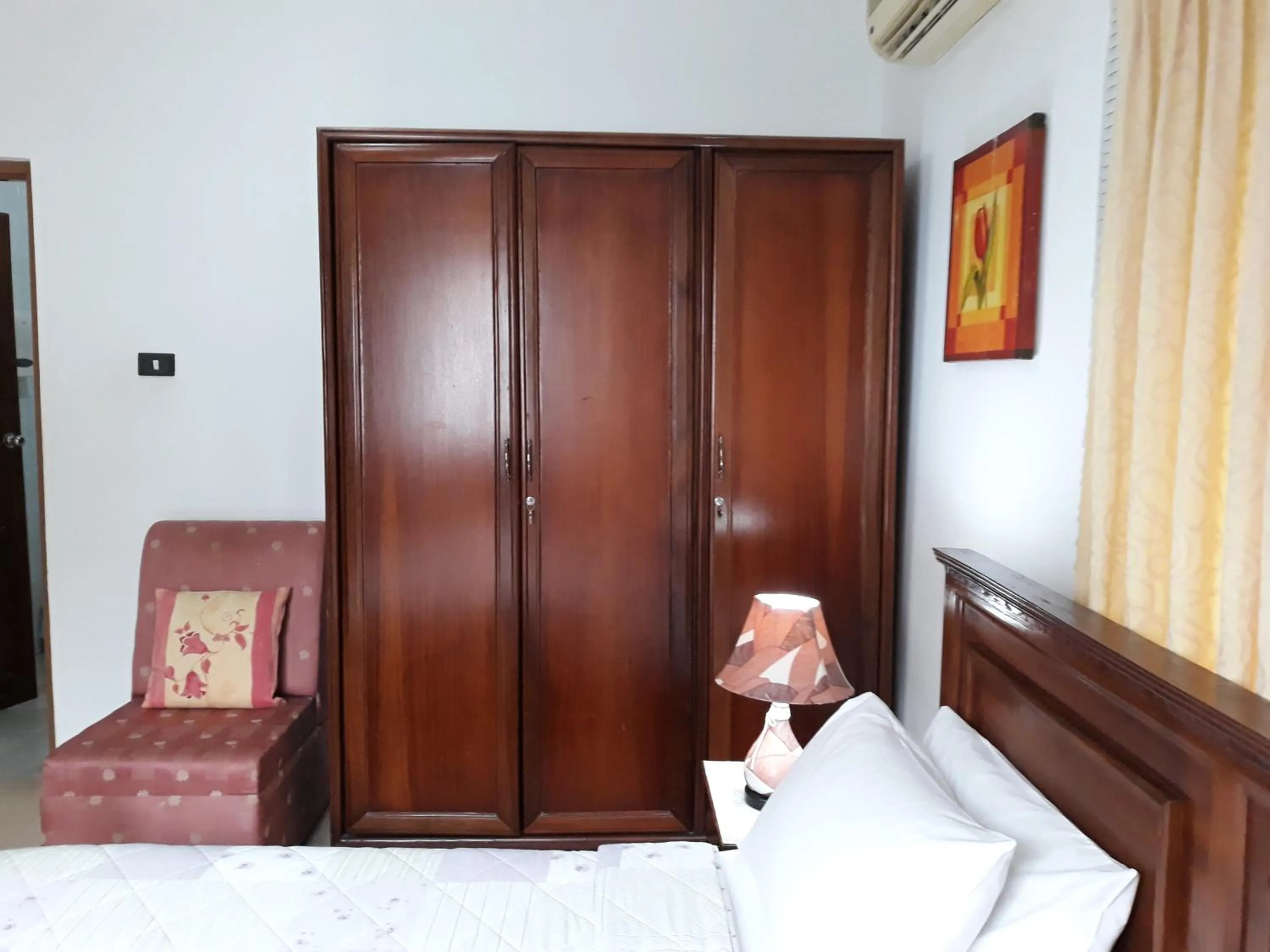 Bed in Lavender Lodge Hotel