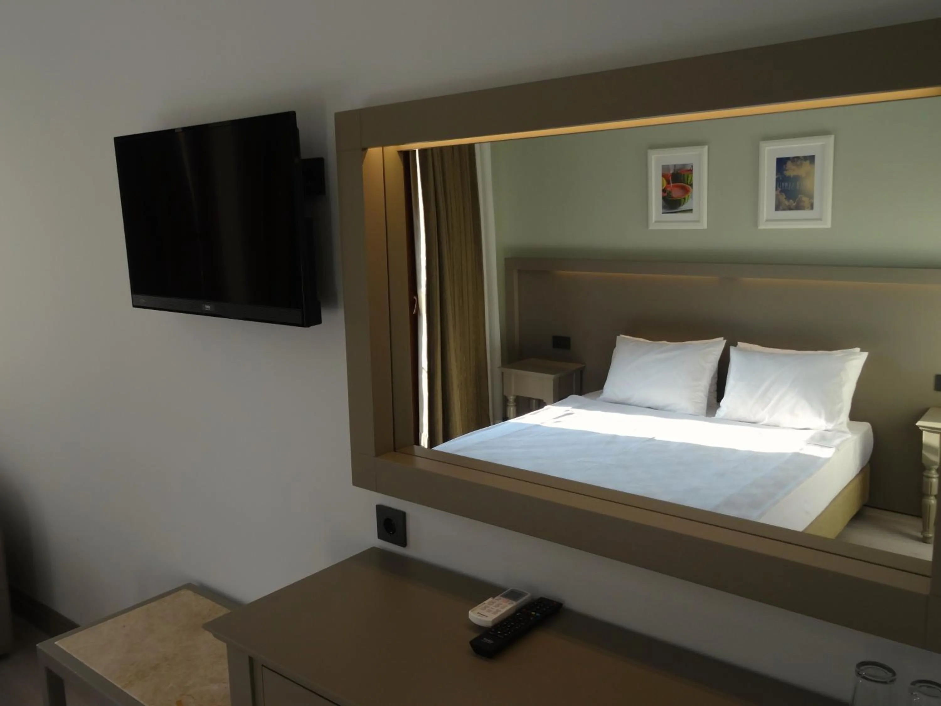 Decorative detail, Bed in Pine Valley Hotel Oludeniz