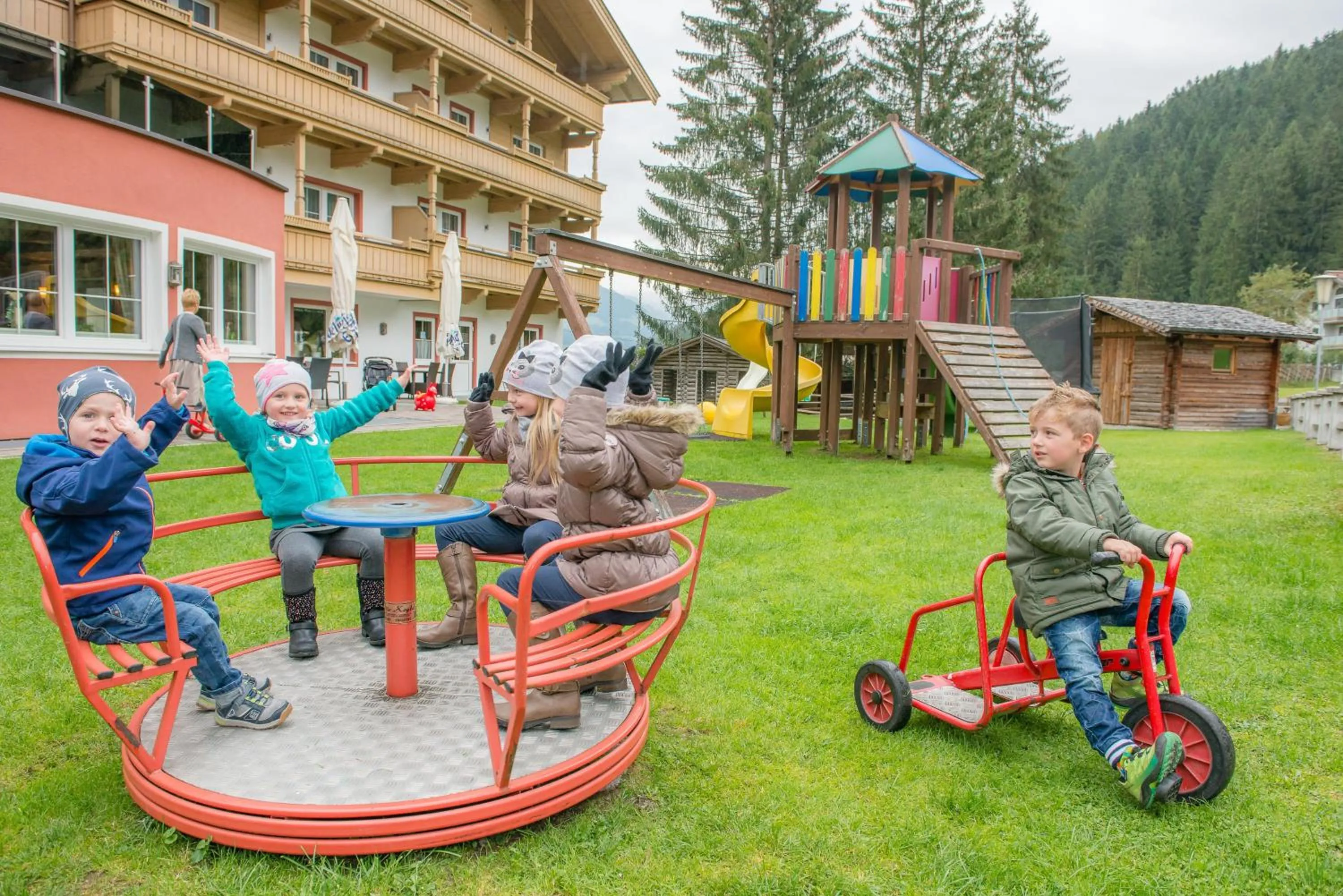 Children play ground in Hotel Grundlhof