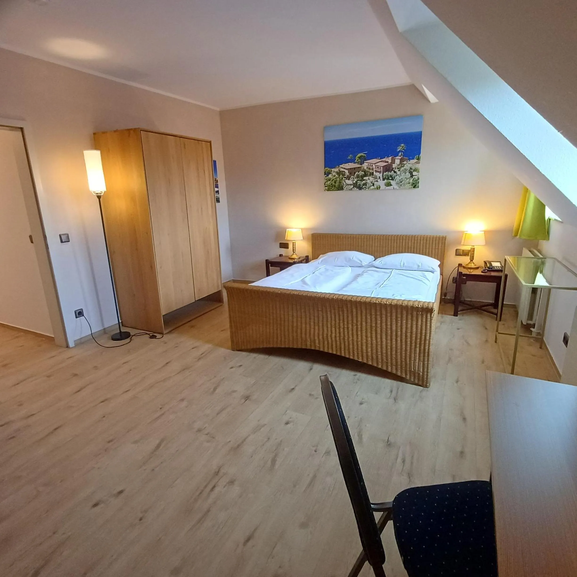 Bed in TRIP INN PostHotel Düren