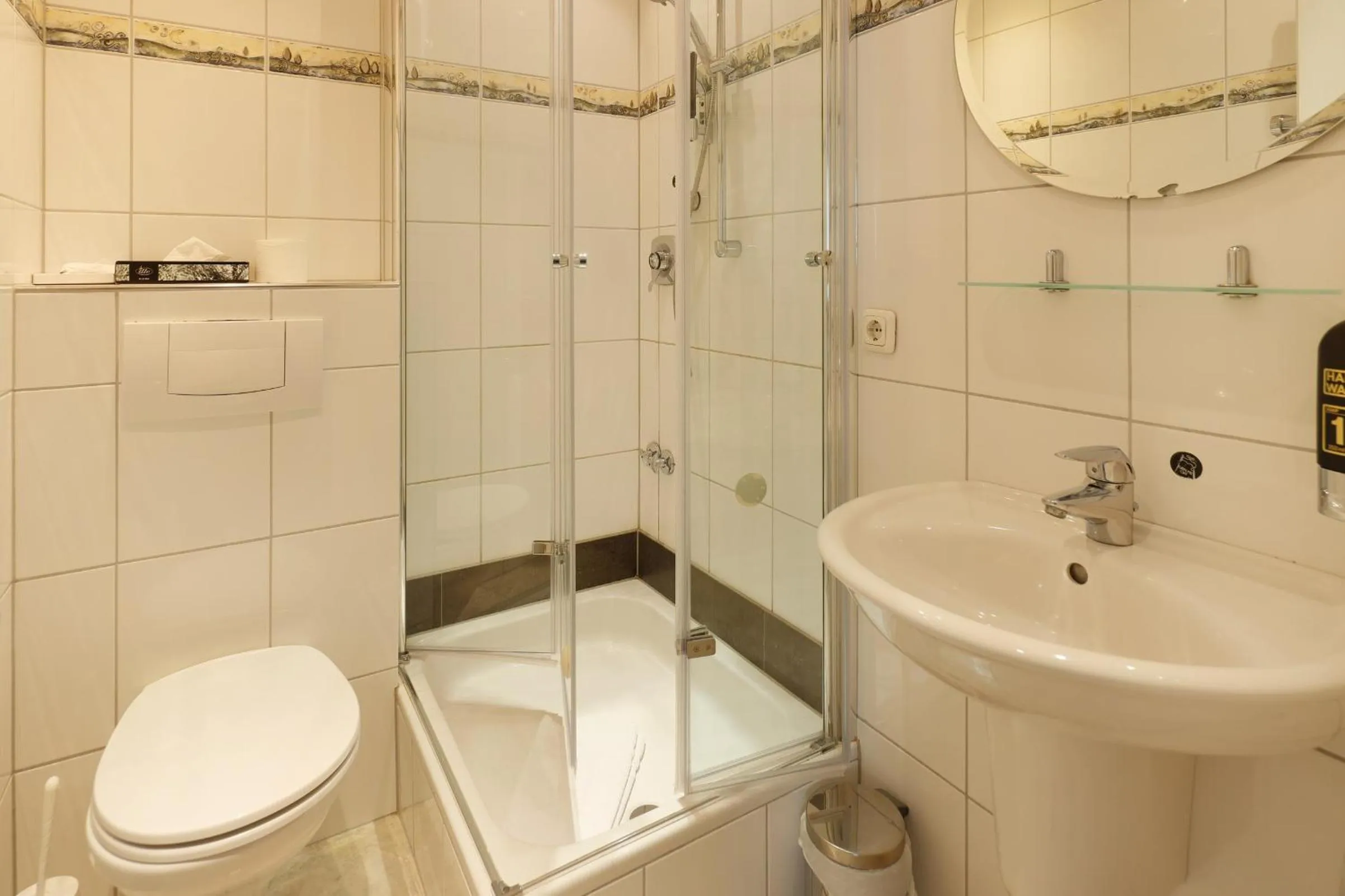 Bathroom in TRIP INN PostHotel Düren