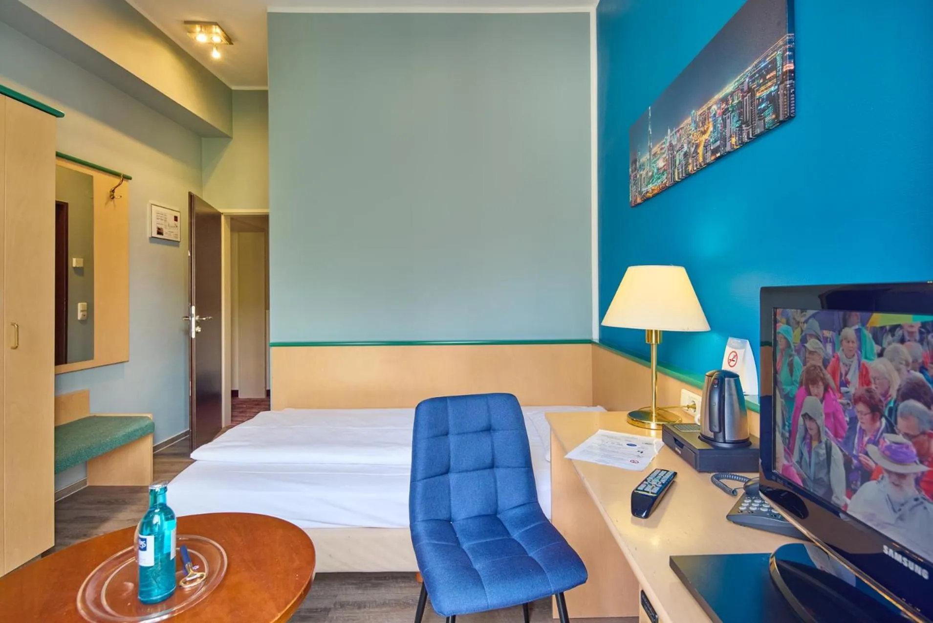 Photo of the whole room, Bed in TRIP INN PostHotel Düren