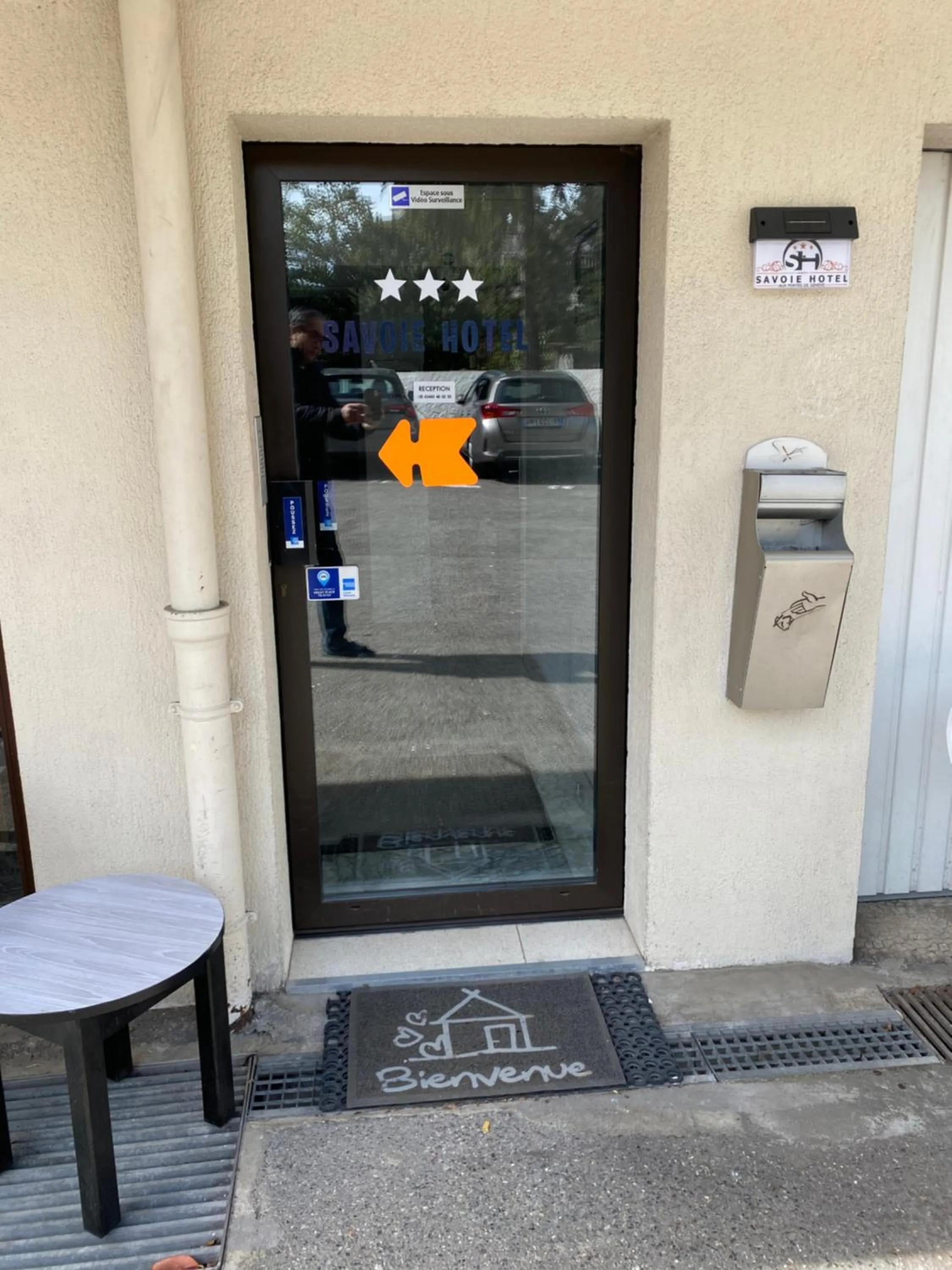 Facade/entrance in Savoie Hotel aux portes de Genève