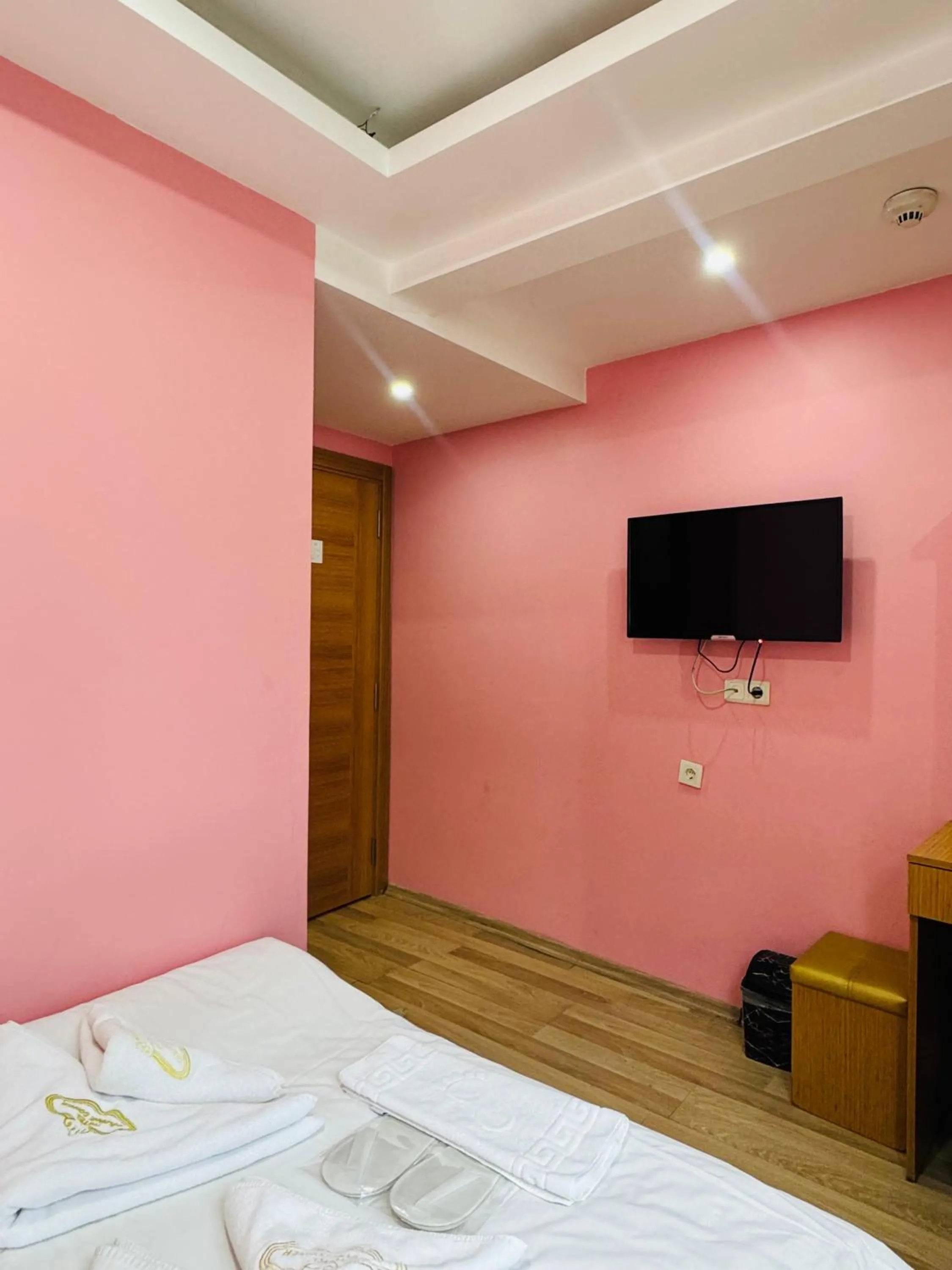 TV and multimedia, Bed in Gulhane Corner Hotel