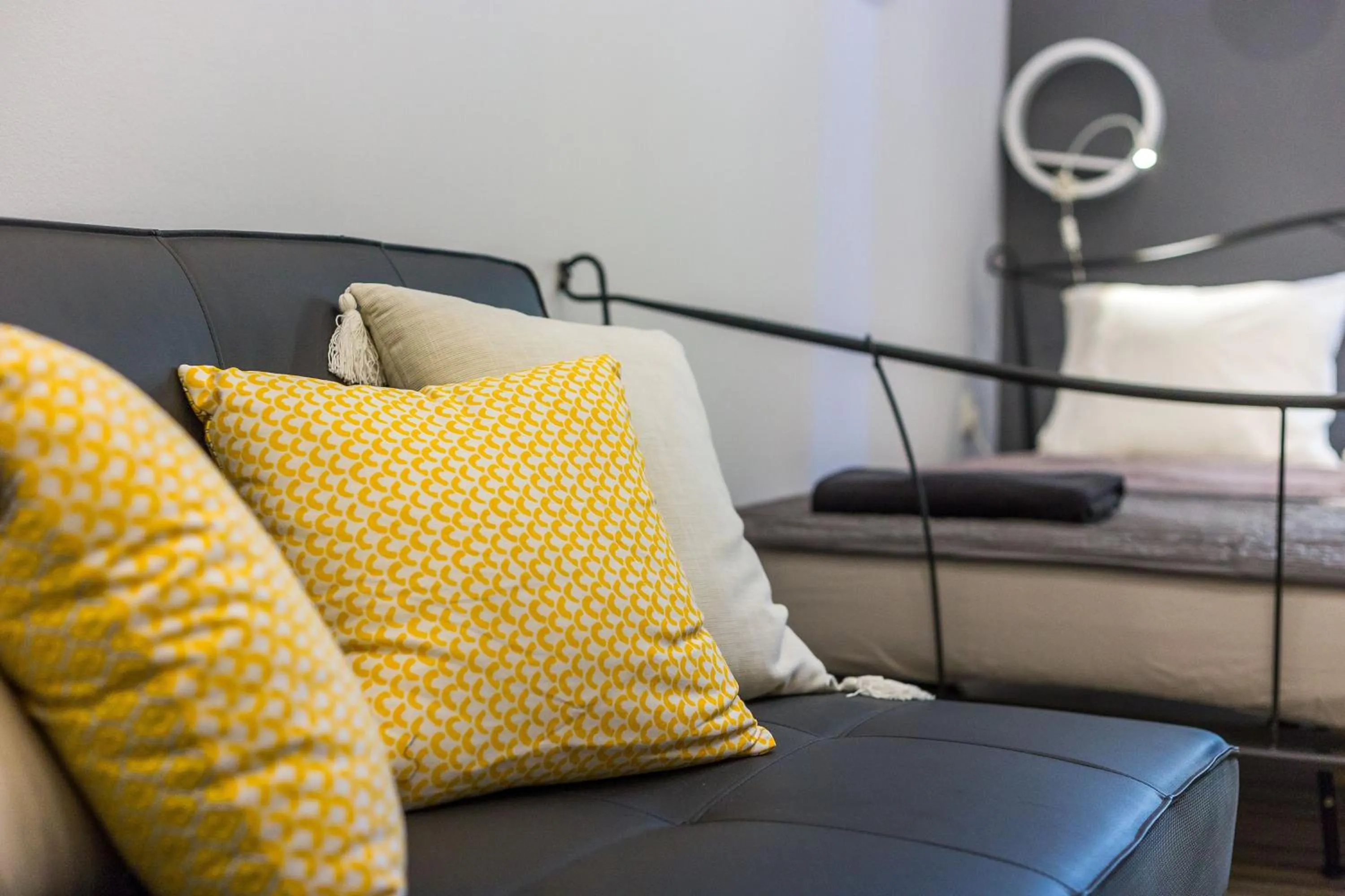 Decorative detail in Main Square studios