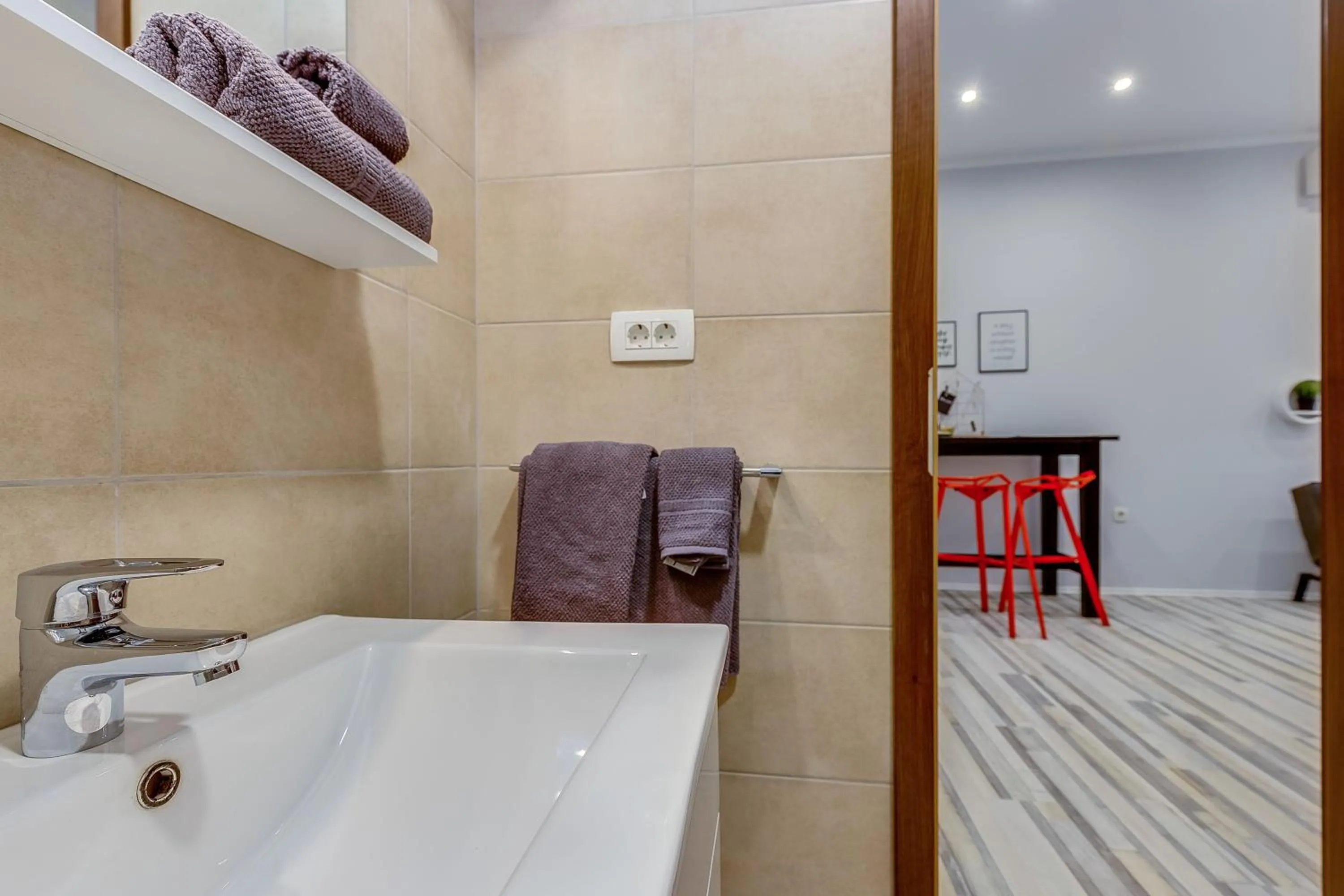 Bathroom in Main Square studios