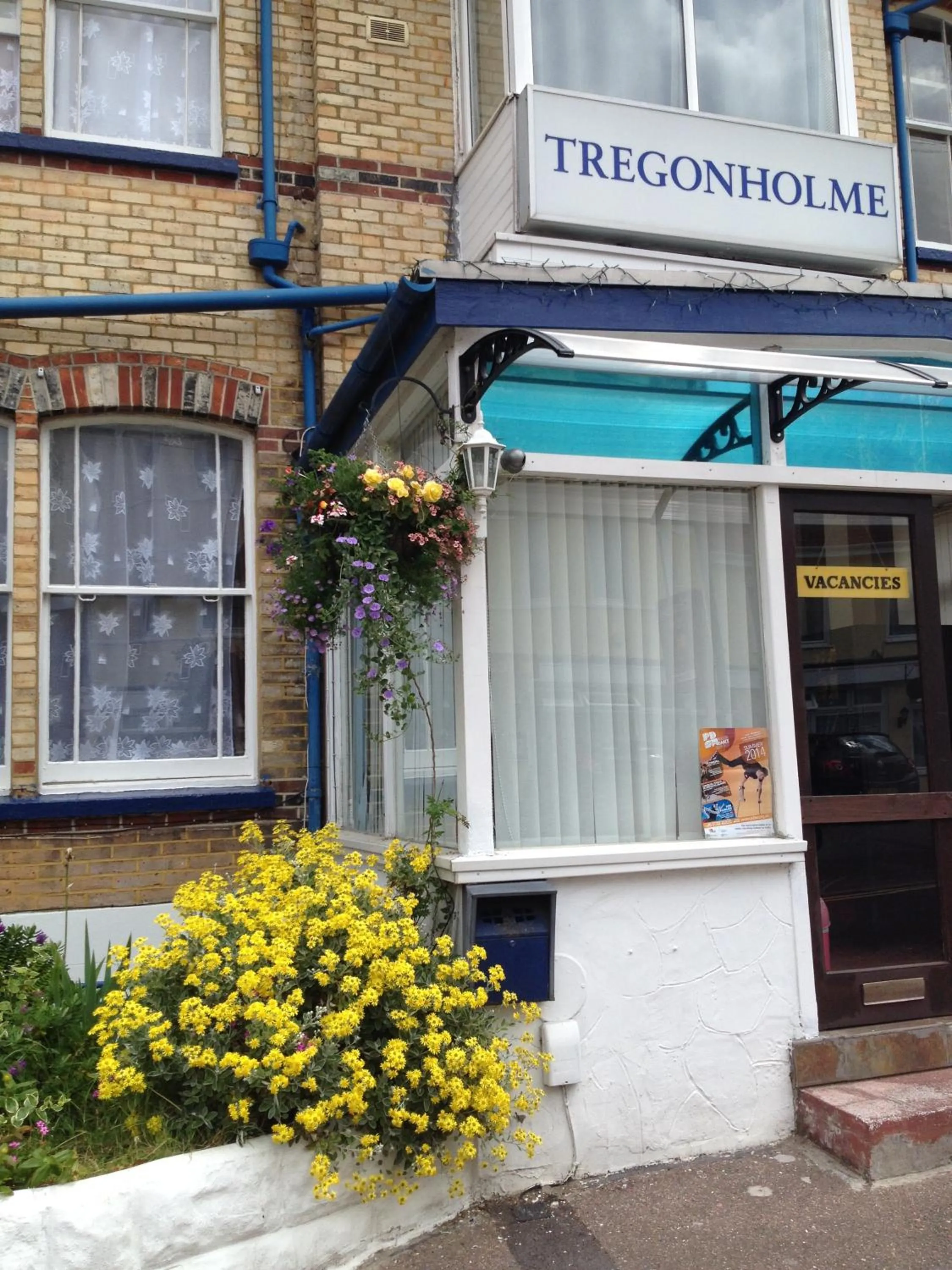 Facade/entrance in Tregonholme Hotel