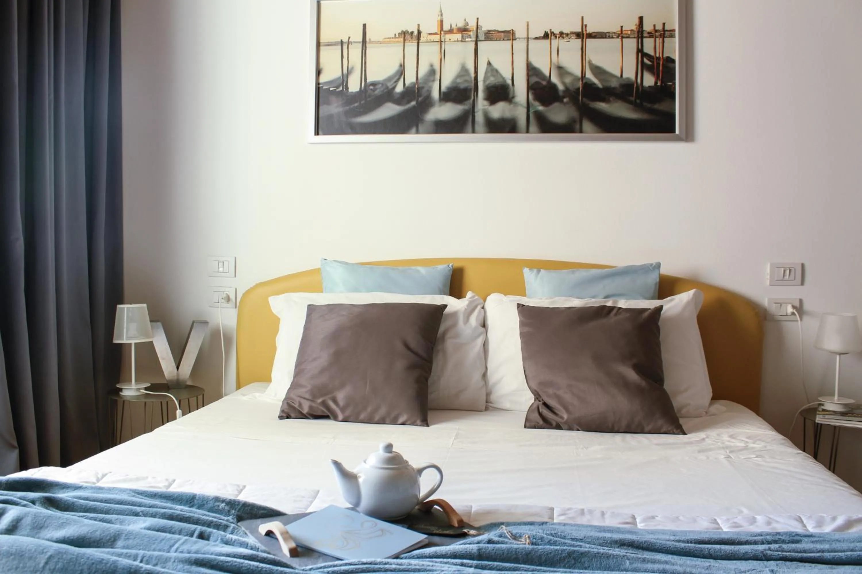 Bedroom, Bed in Centrale Mazzoni 15