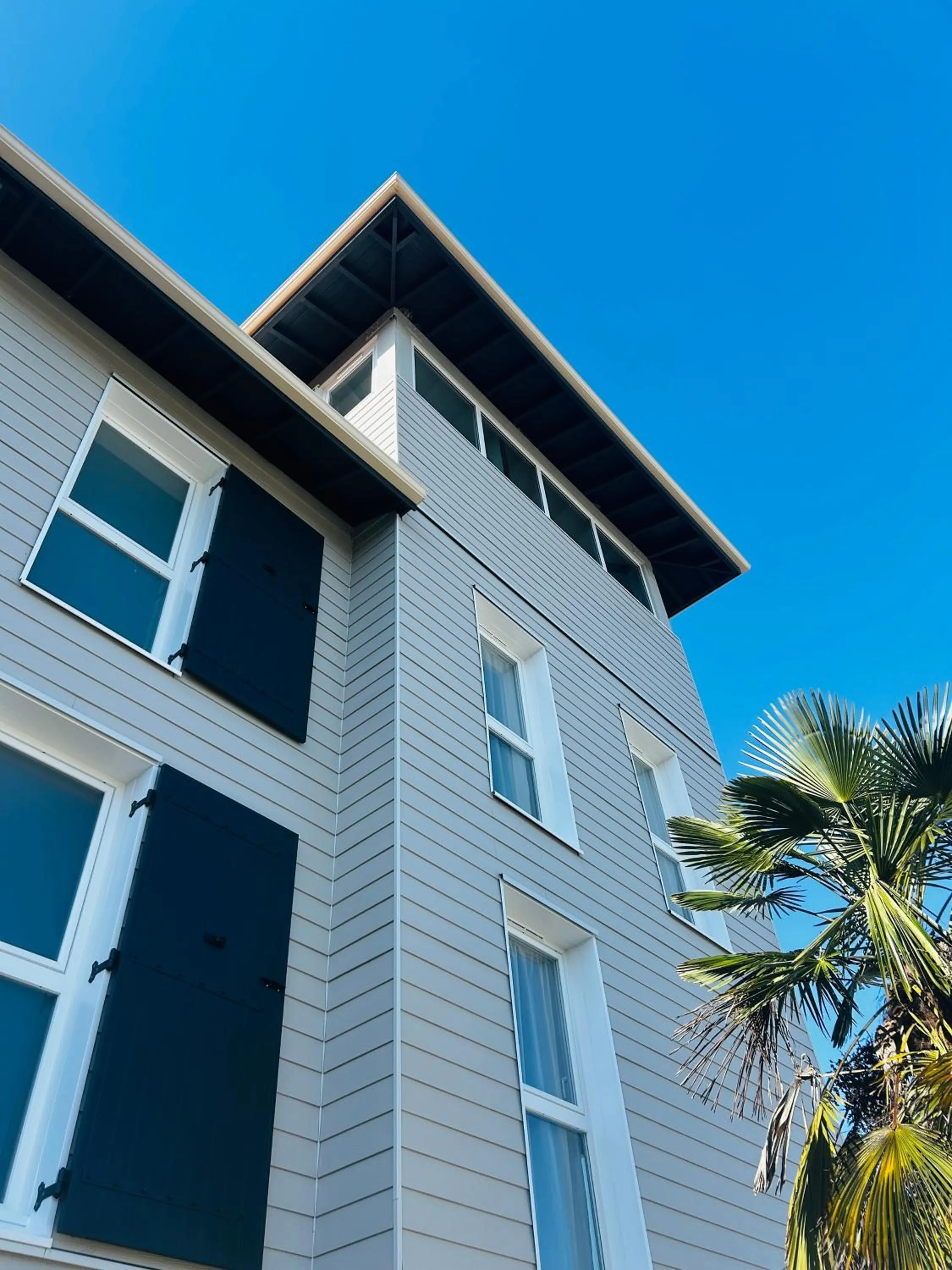 Facade/entrance in Hotel Wood Inn Bordeaux Aéroport