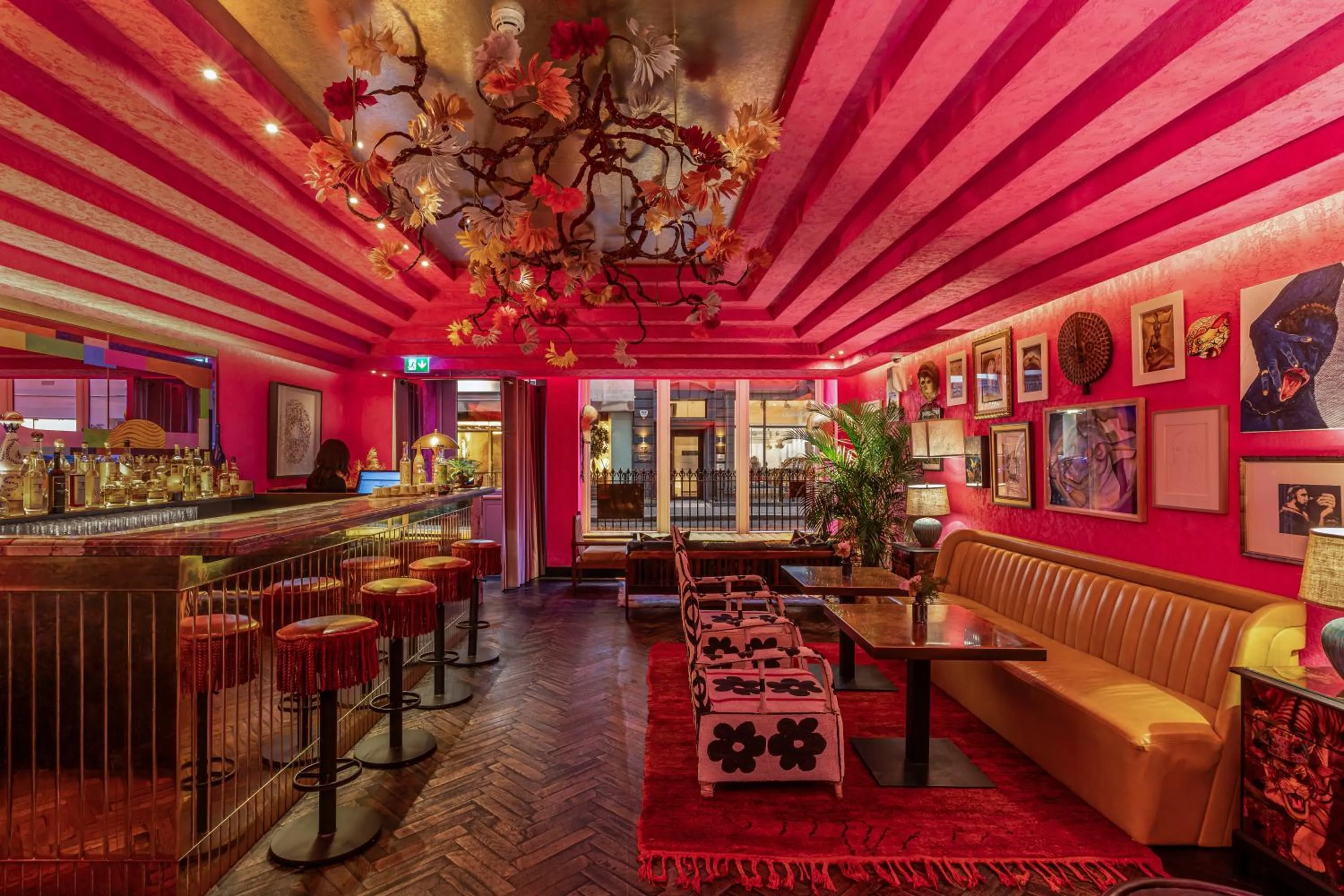 Lounge or bar in The Mandrake