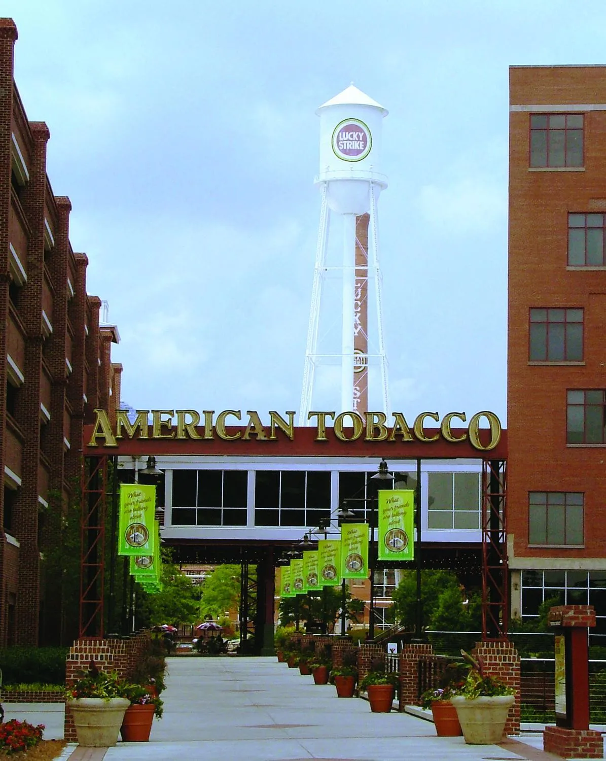 Nearby landmark in University Inn Duke