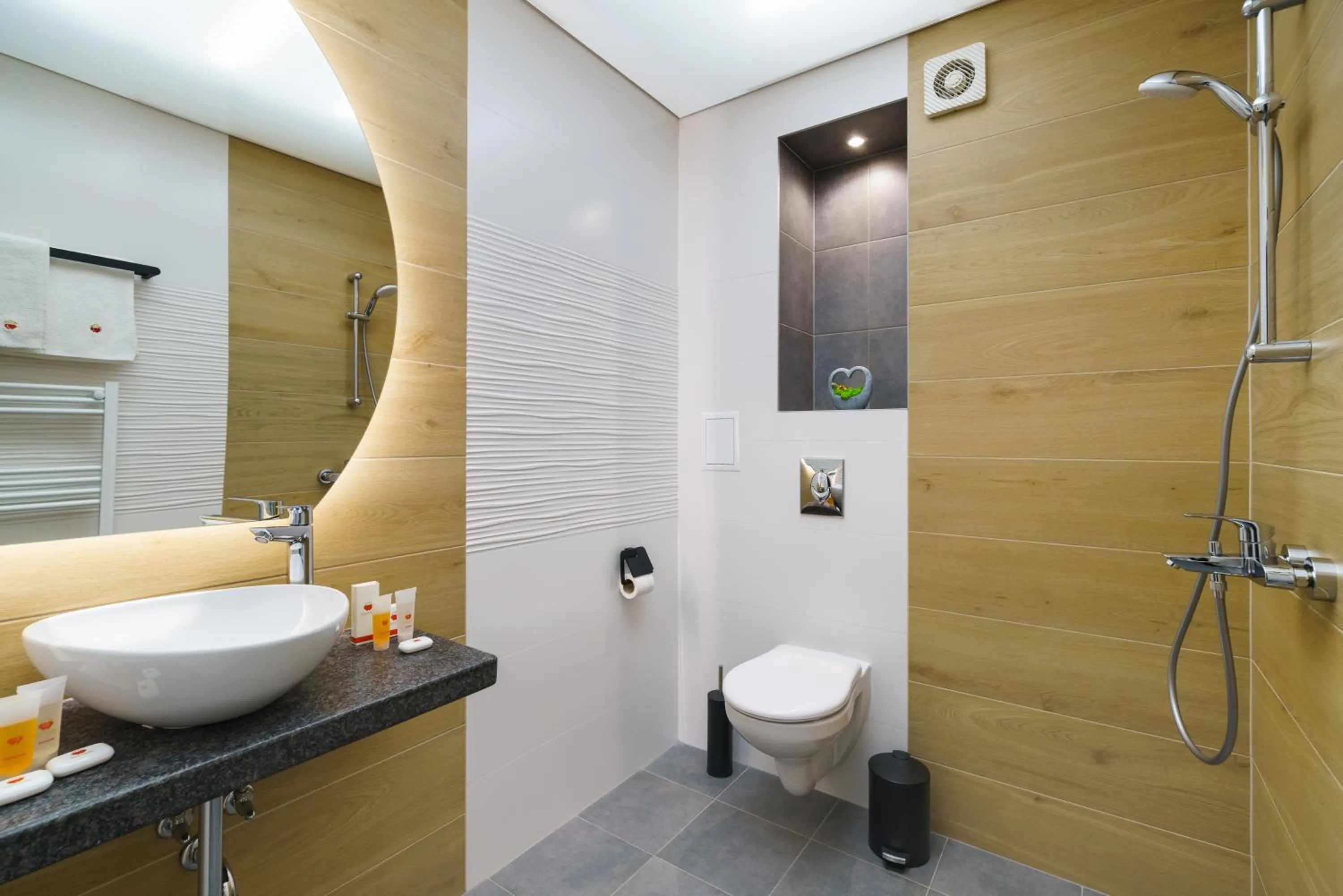 Shower in Bistra & Galina Hotel