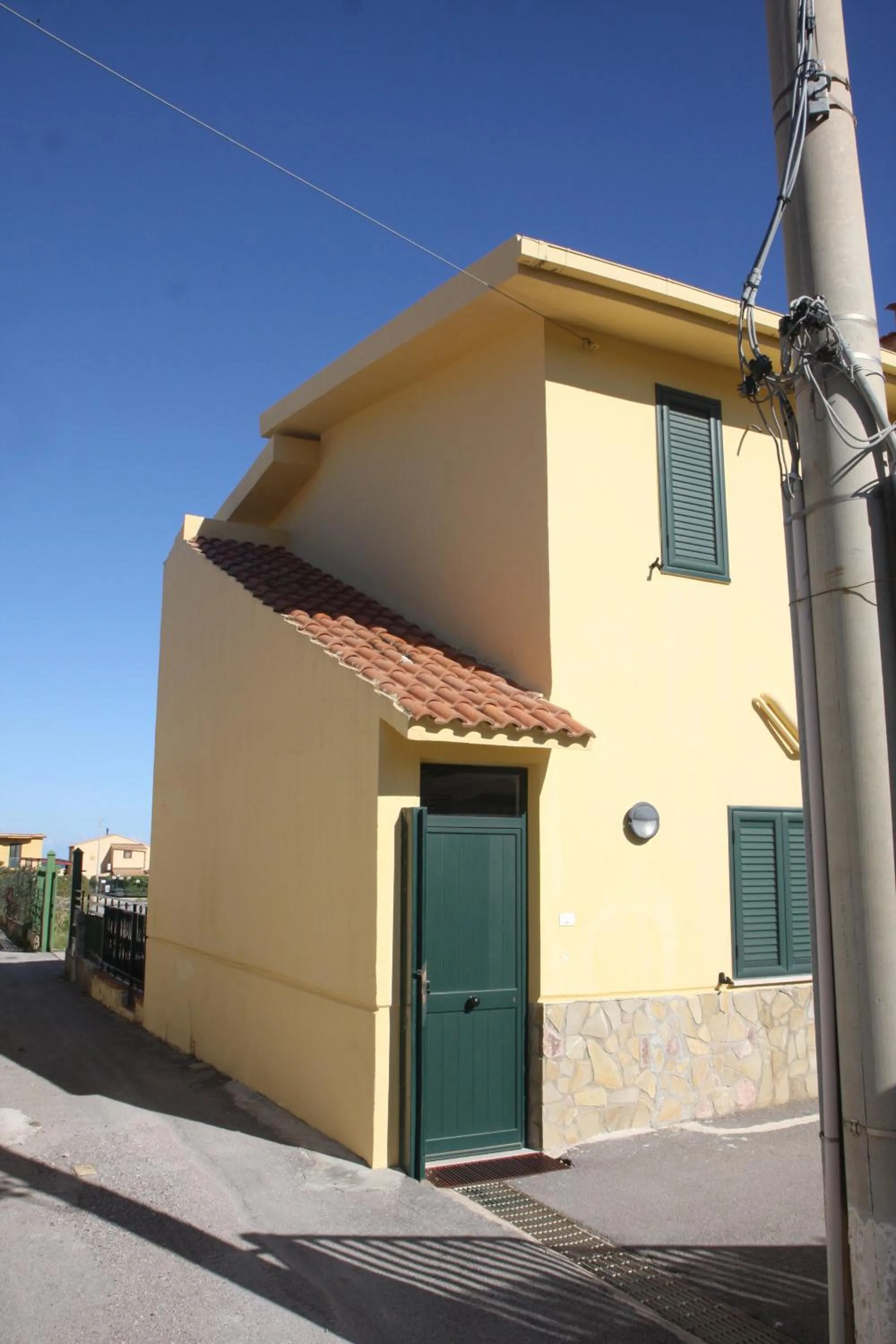 Property building in La Casa Gialla