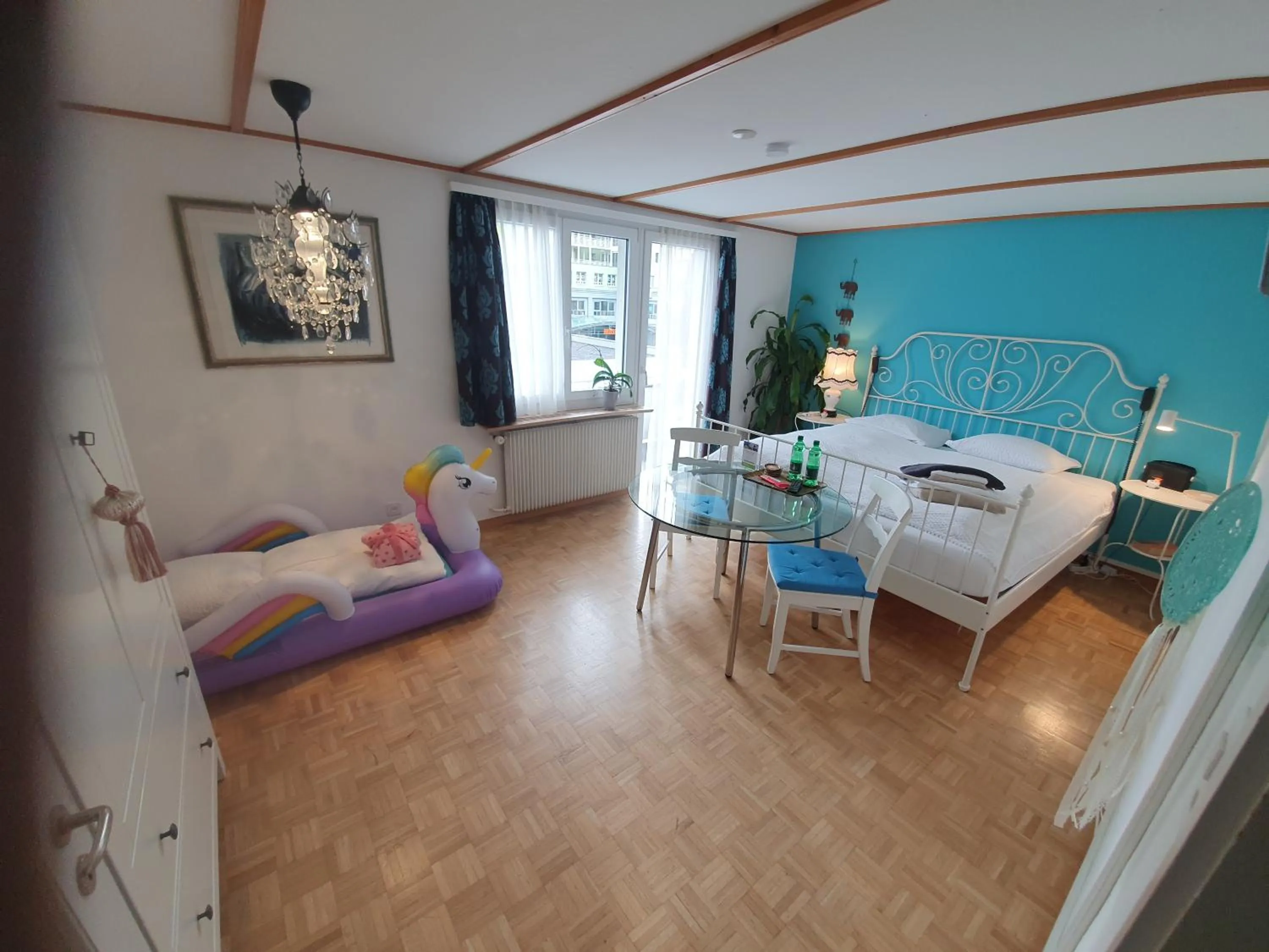 Two-Bedroom Apartment with Balcony in BnB Haus Weibel