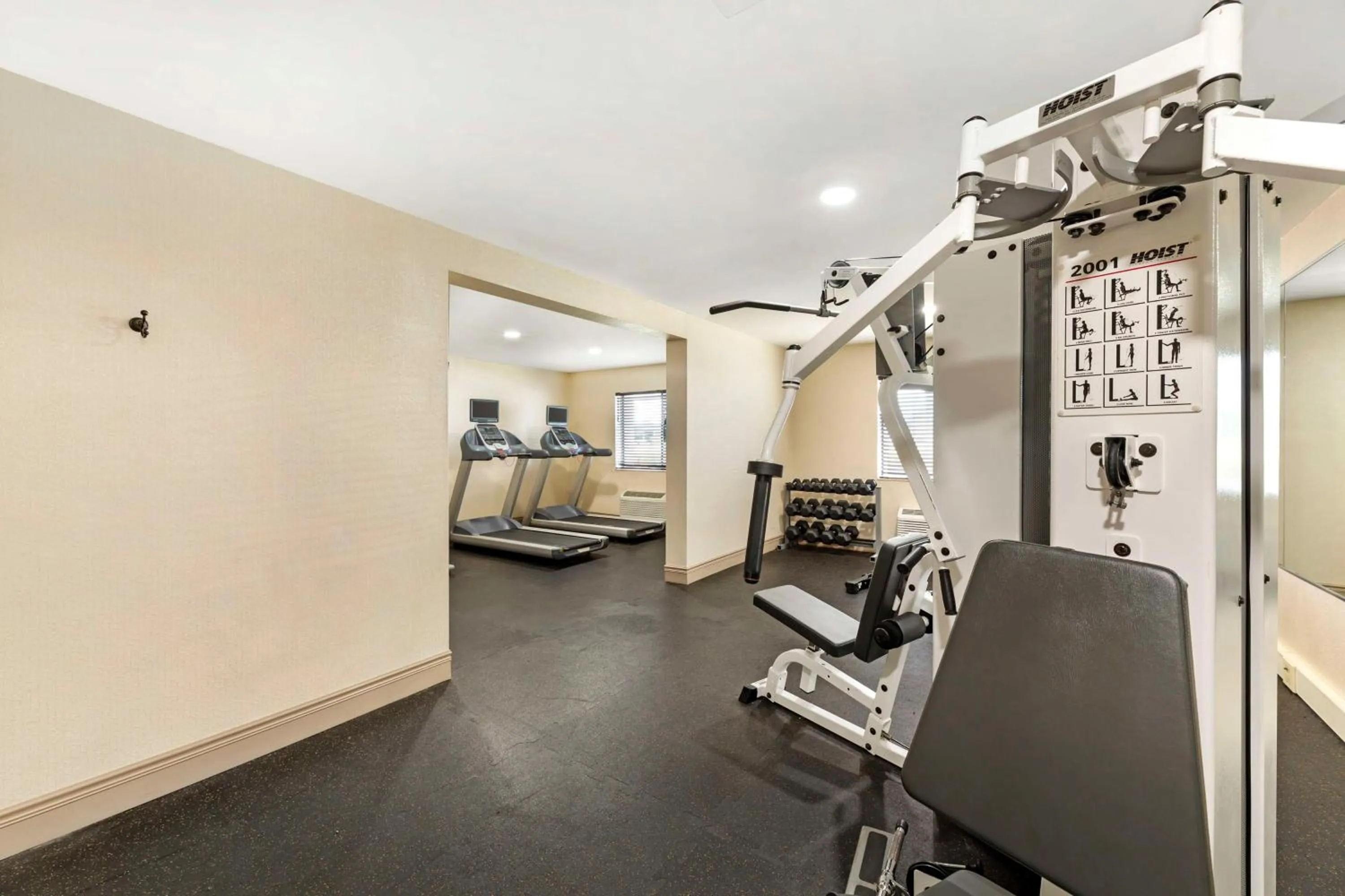 Fitness centre/facilities in Best Western Rochester Marketplace Inn