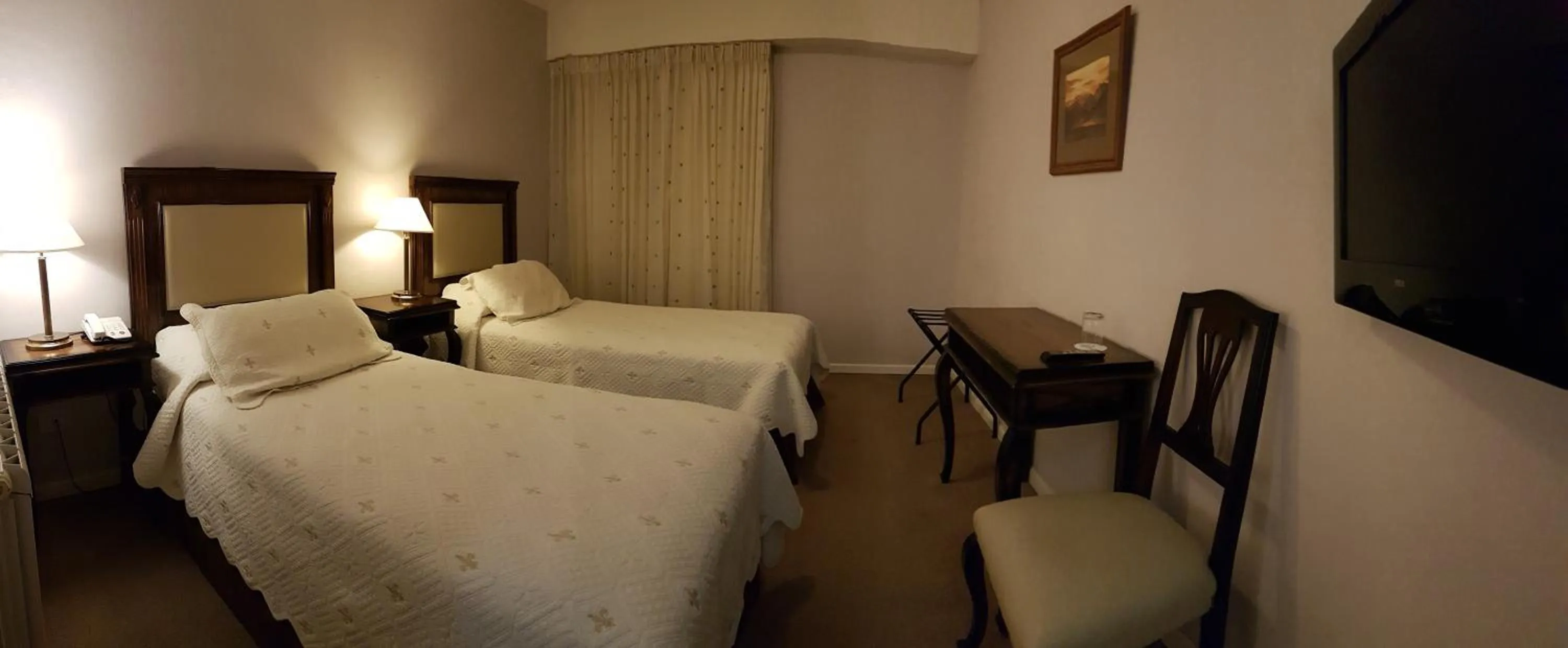 Photo of the whole room, Bed in Hotel Kapenke