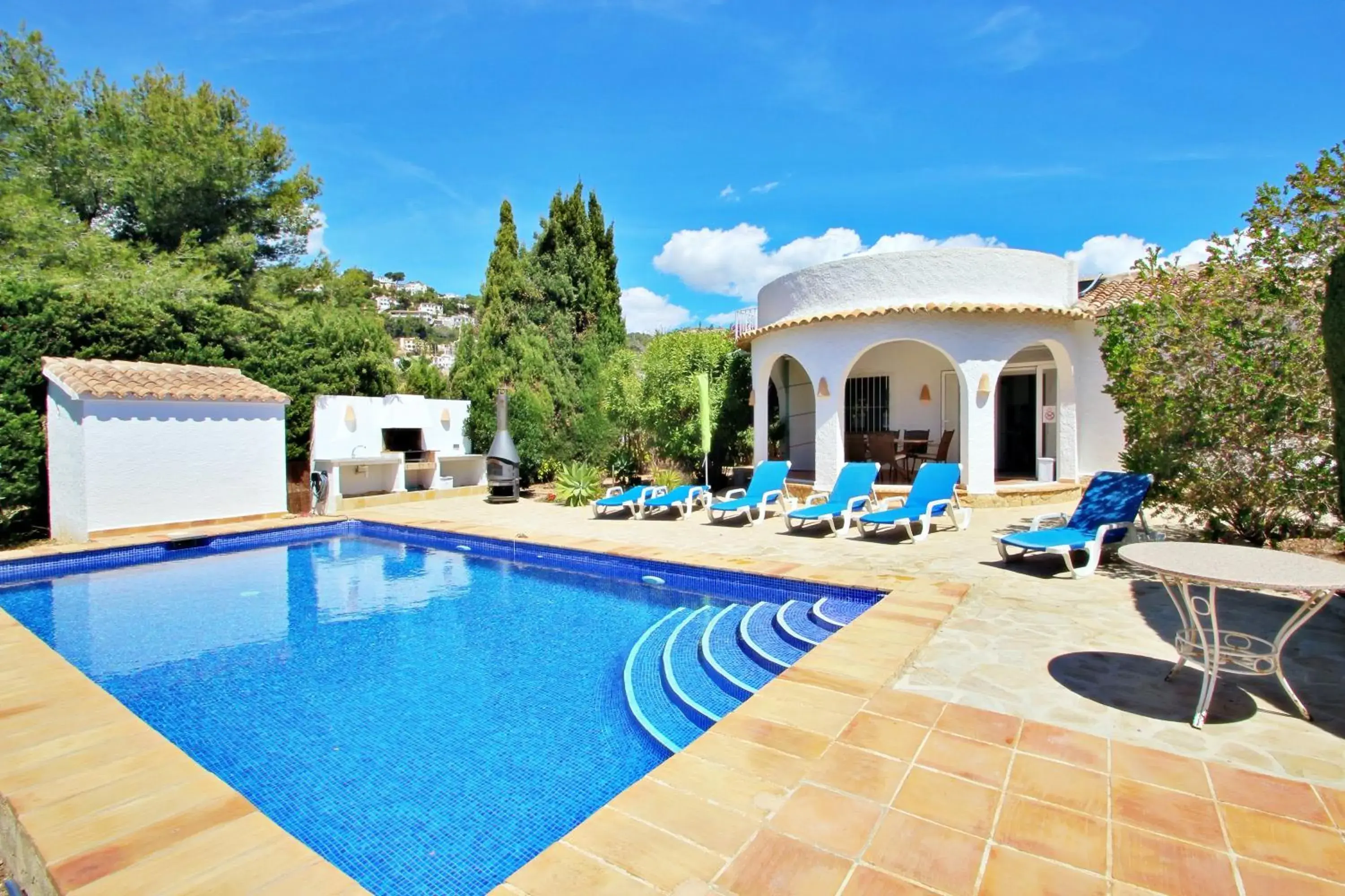 Mimosa - pretty holiday property with private pool in Moraira Mimosa - pretty holiday property with private pool in Moraira