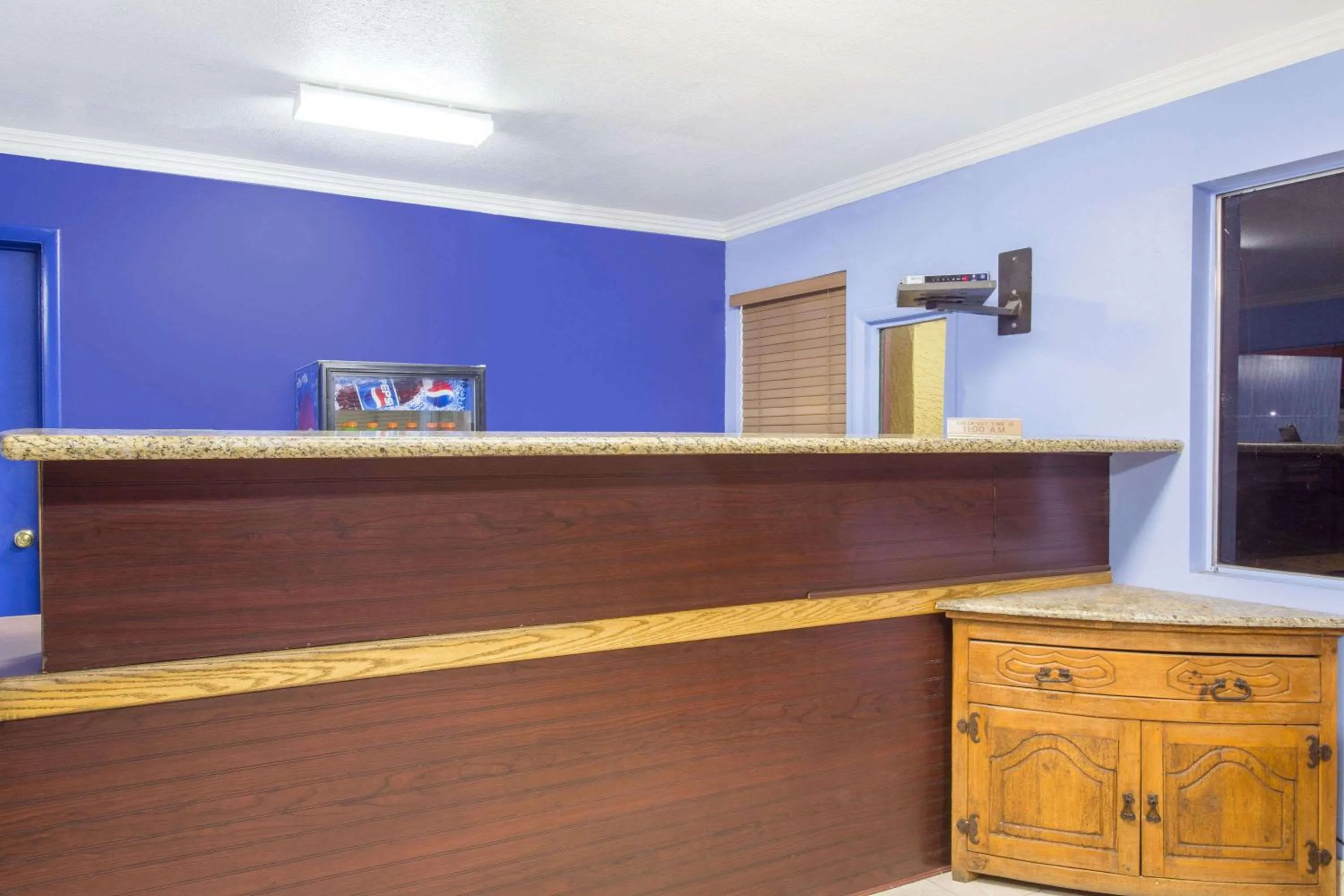 Lobby or reception in Knights Inn Fairground