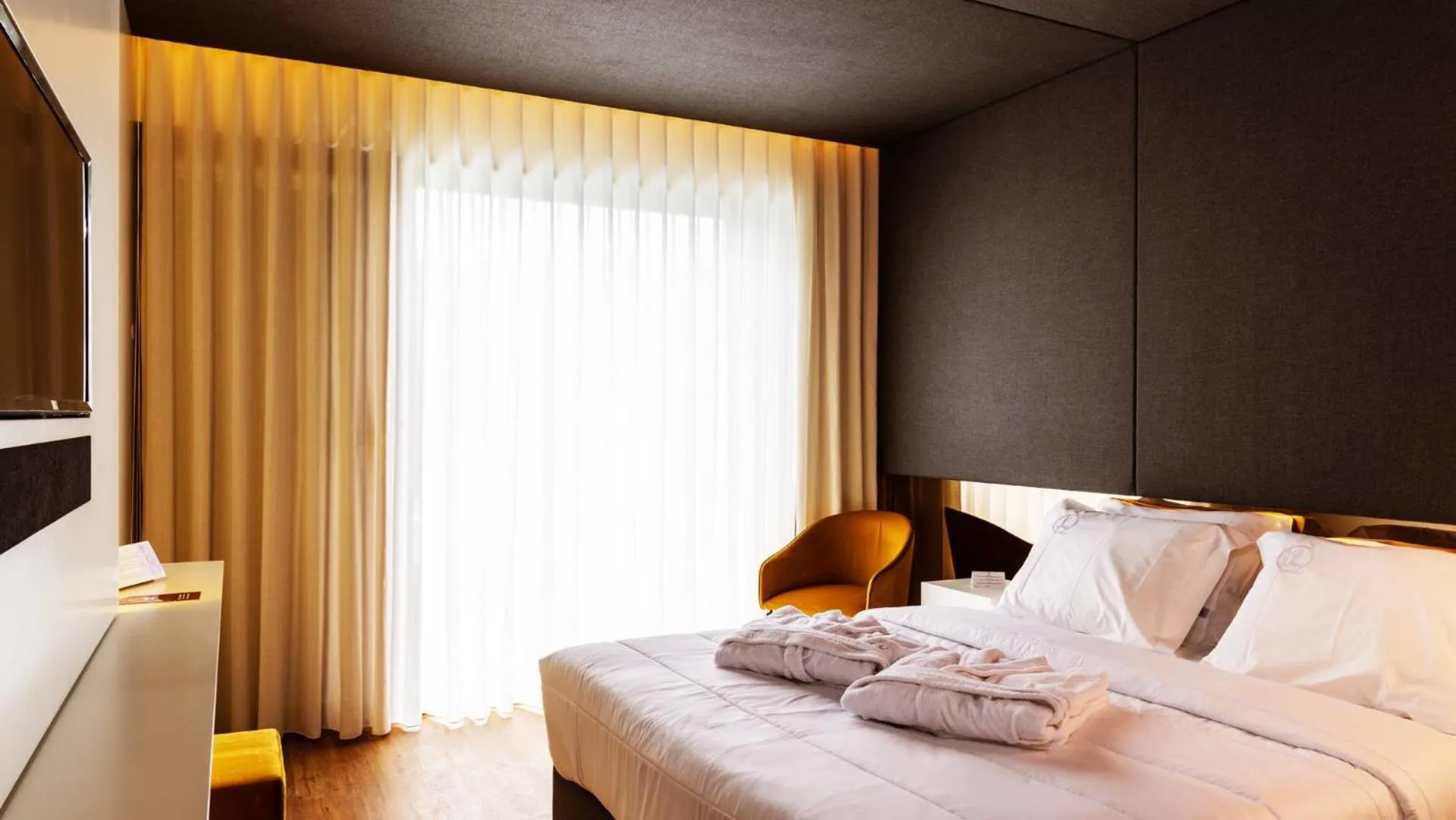 Bedroom, Bed in Agrinho Suites & Spa Gerês