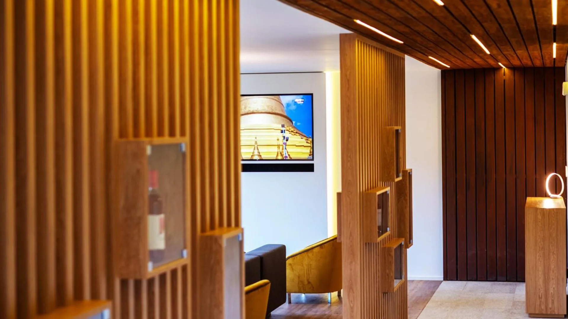 Communal lounge/ TV room in Agrinho Suites & Spa Gerês