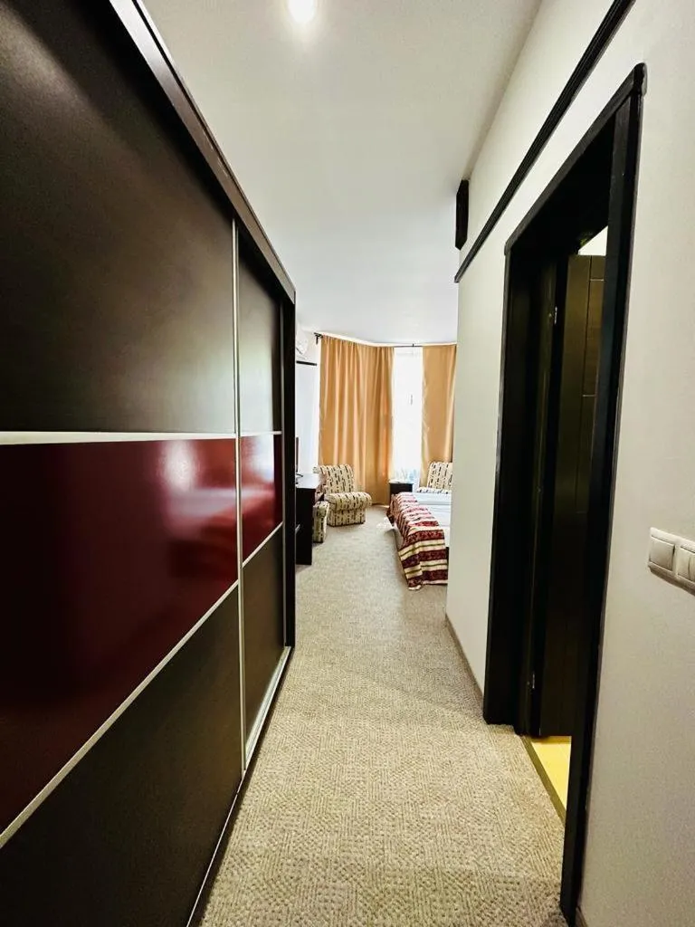 Photo of the whole room, Bed in Hotel Baia Rosie Resort