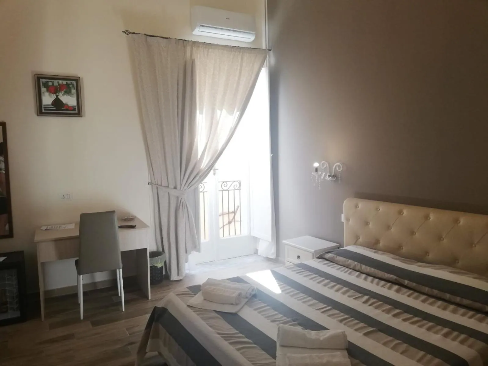 Photo of the whole room, Bed in B&B The Tower