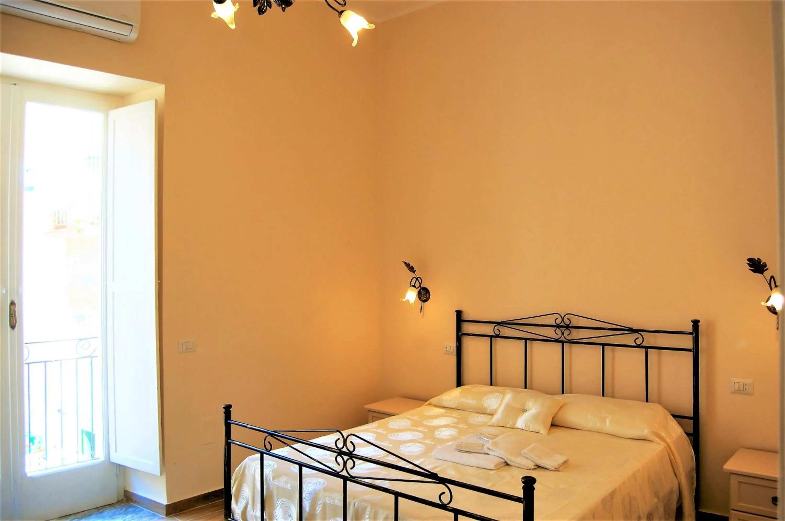 Bedroom, Bed in B&B The Tower