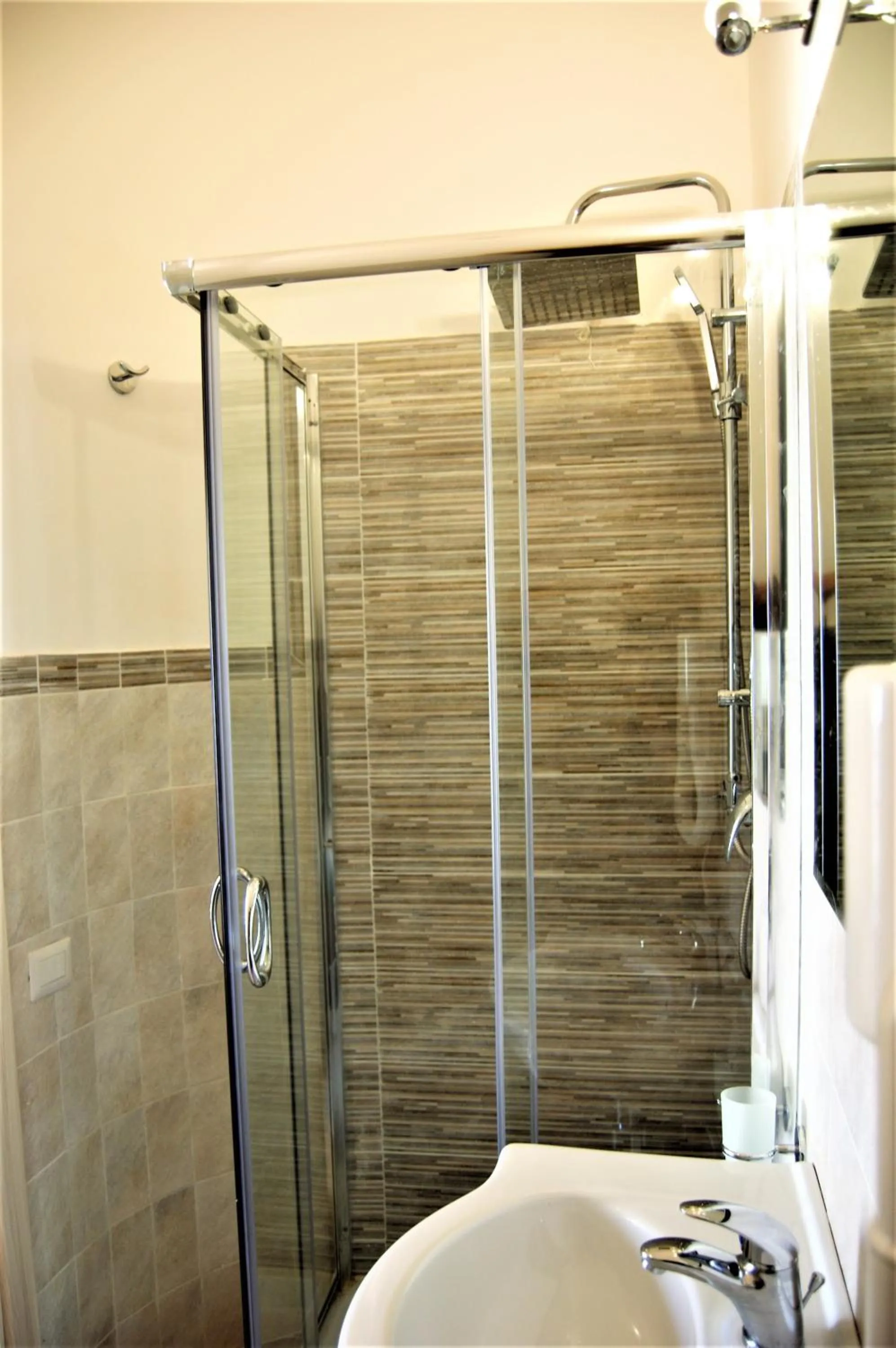 Shower in B&B The Tower