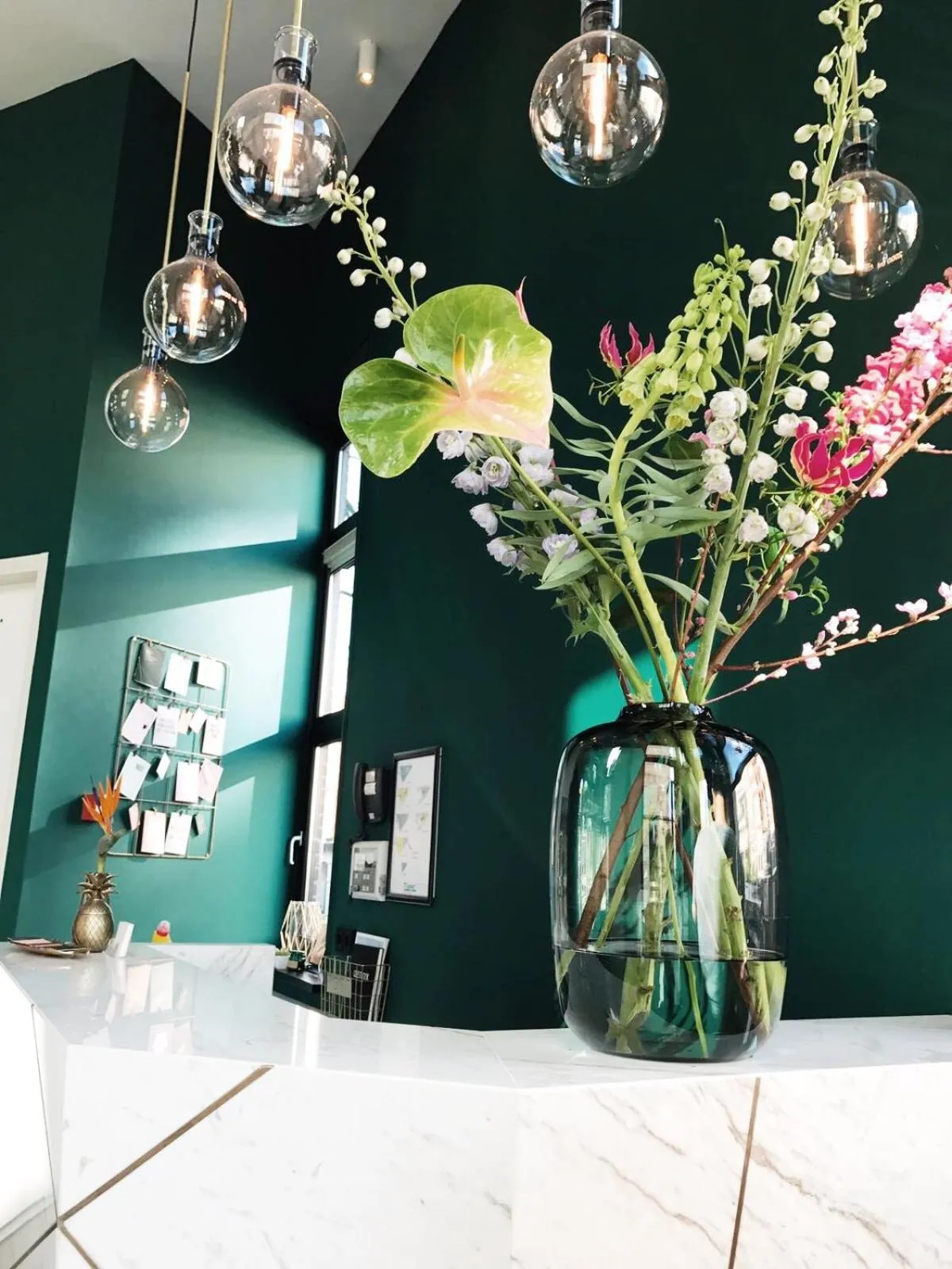 Area and facilities in Linden Hotel