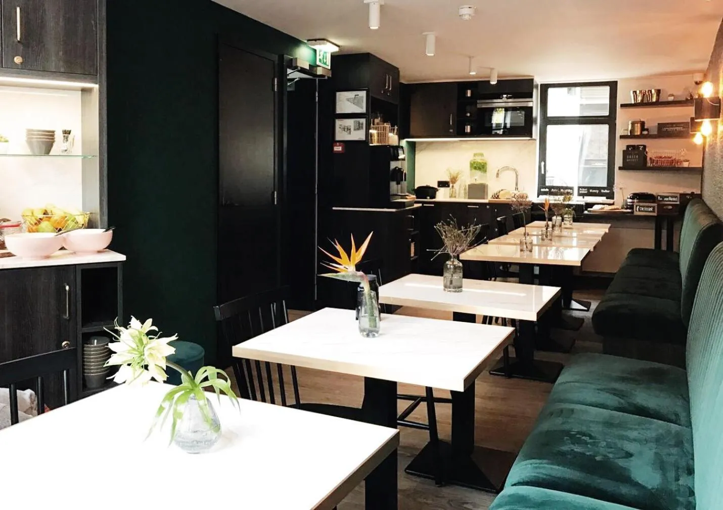 Dining area in Linden Hotel