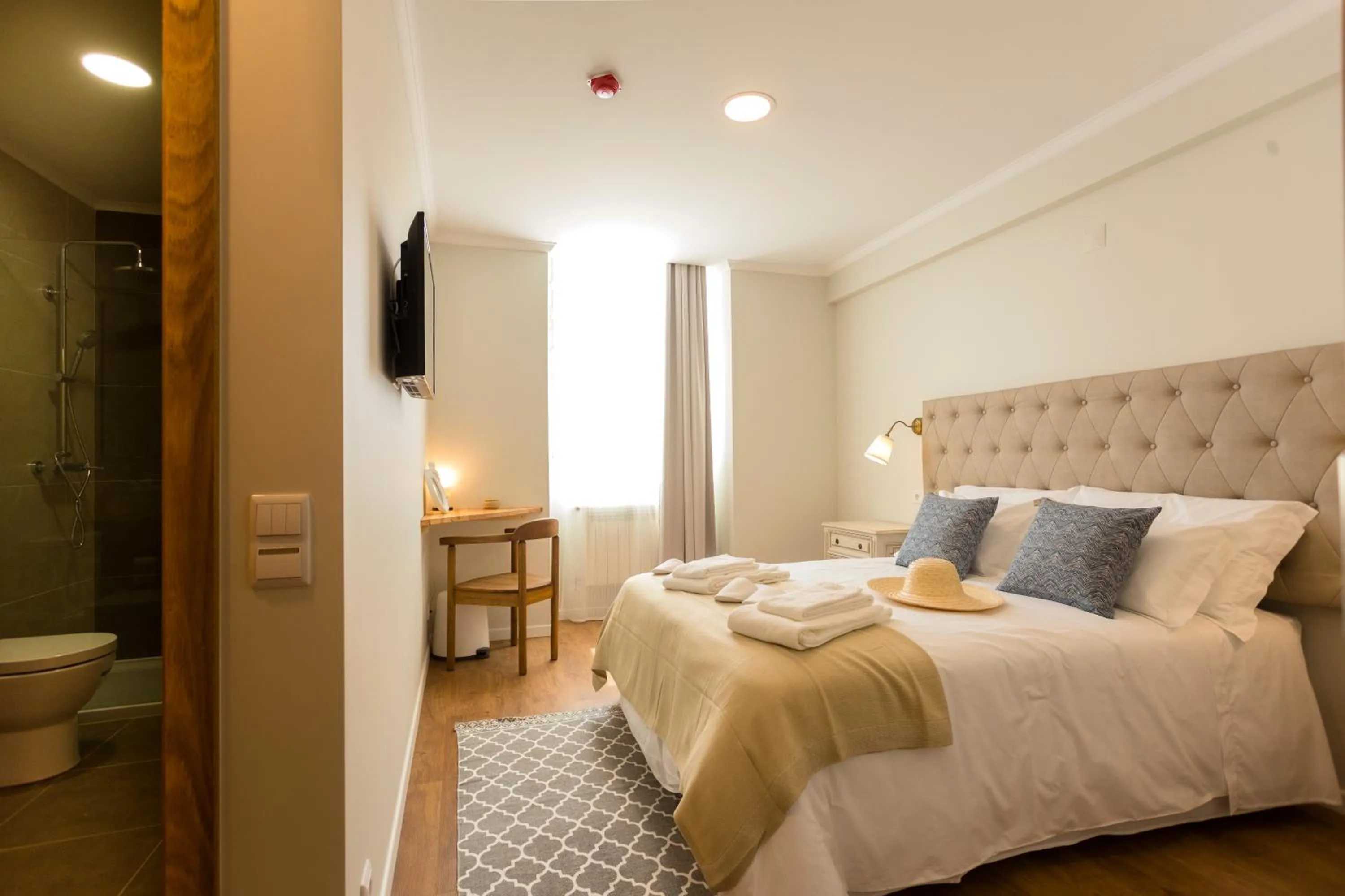 Bed in Ericeira Soul Guesthouse