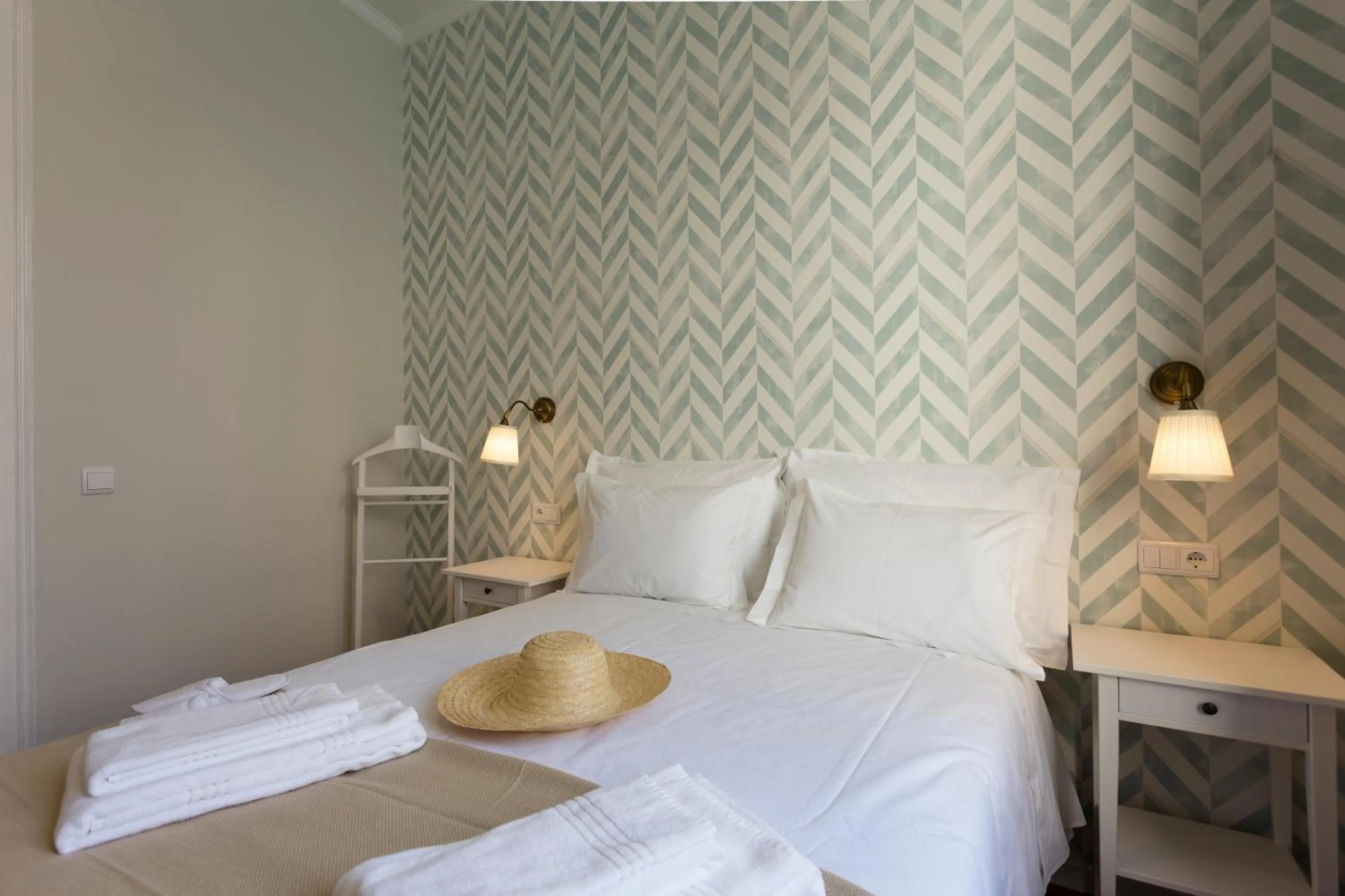 Bed in Ericeira Soul Guesthouse