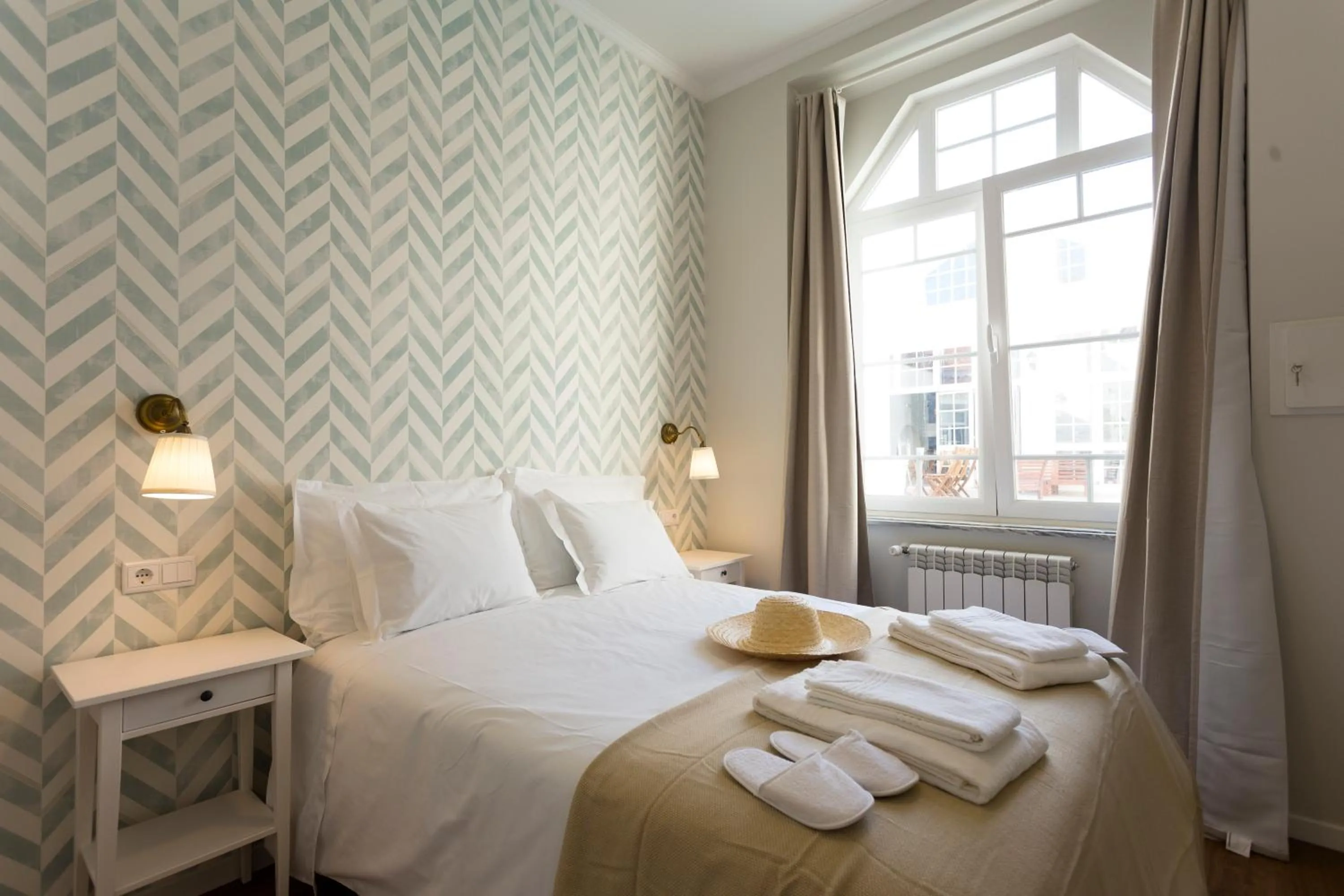 Bed in Ericeira Soul Guesthouse