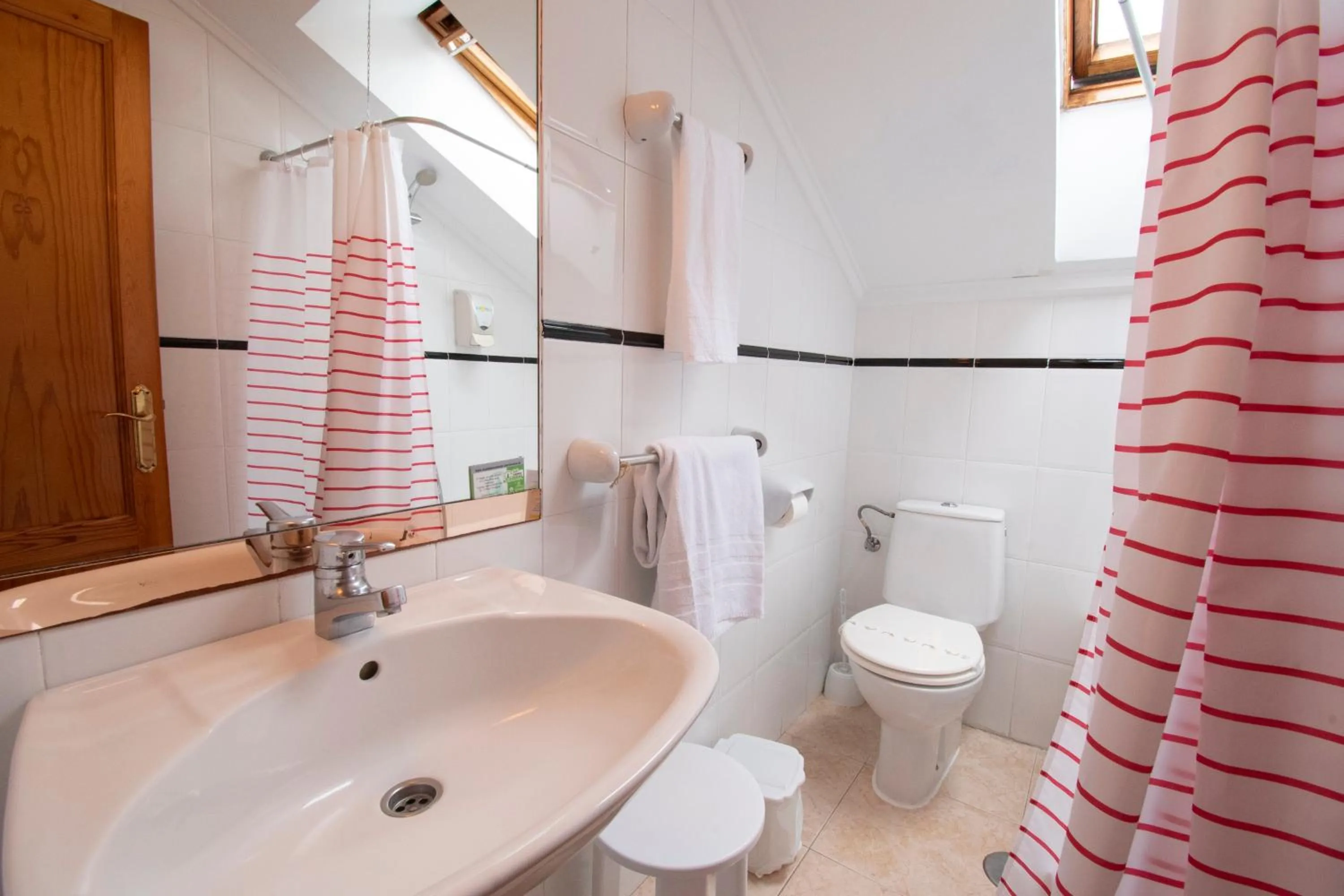 Bathroom in Hotel Campomar