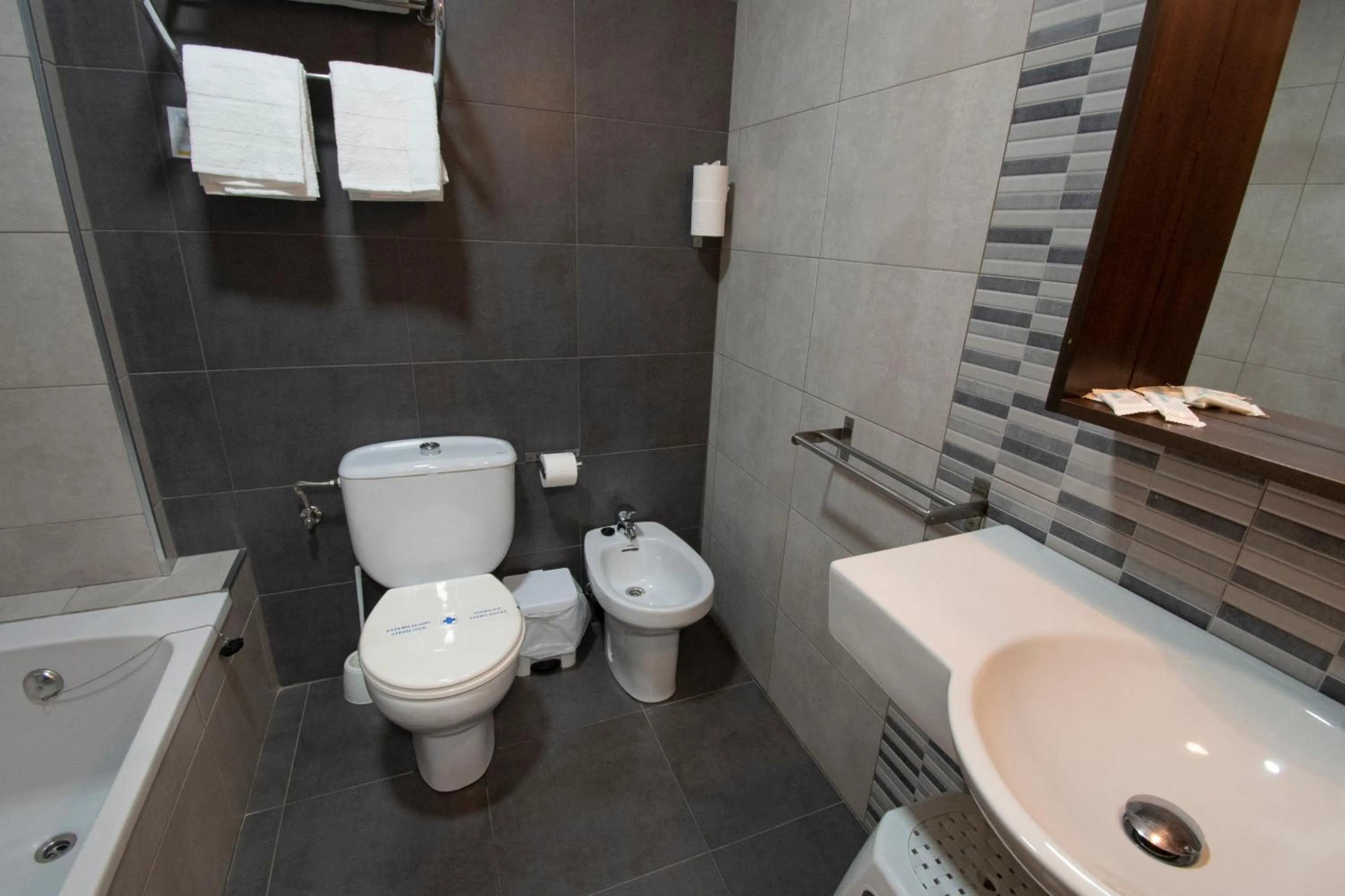 Bathroom in Hotel Campomar